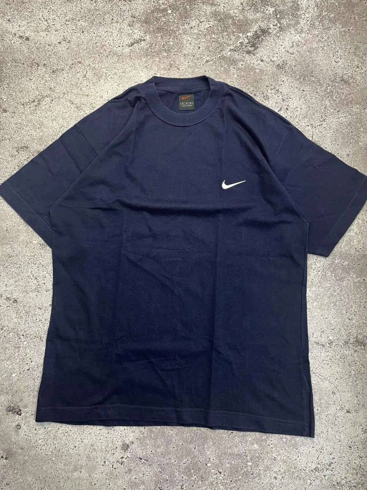 Nike Nike Vintage Blue Mini Swoosh Medium T Shirt Size US M / EU 48-50 / 2 - 1 Thumbnail