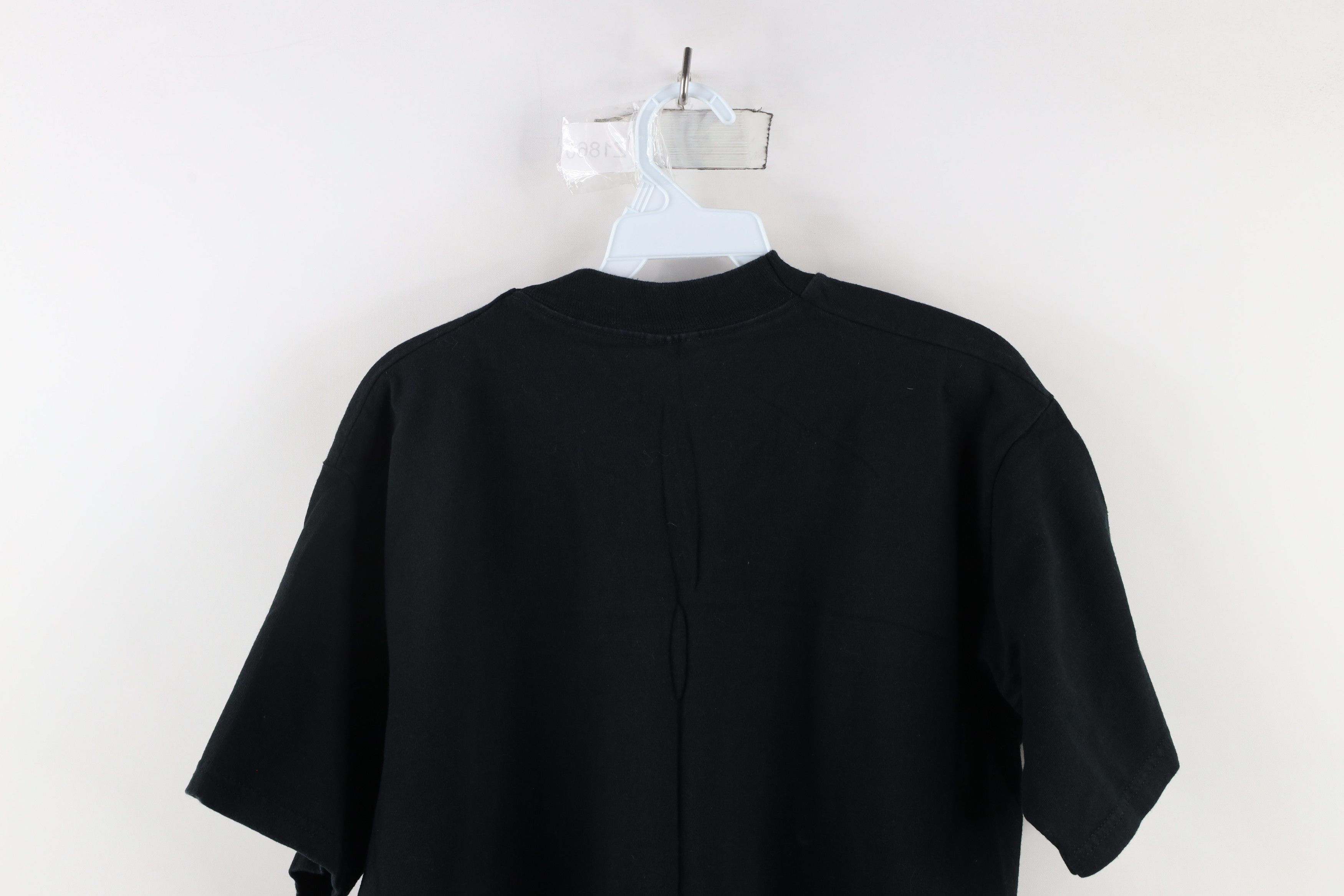 Vintage Vintage 90s Spell Out Gordons Gin and Vodkas T-Shirt Black Size US L / EU 52-54 / 3 - 7 Thumbnail