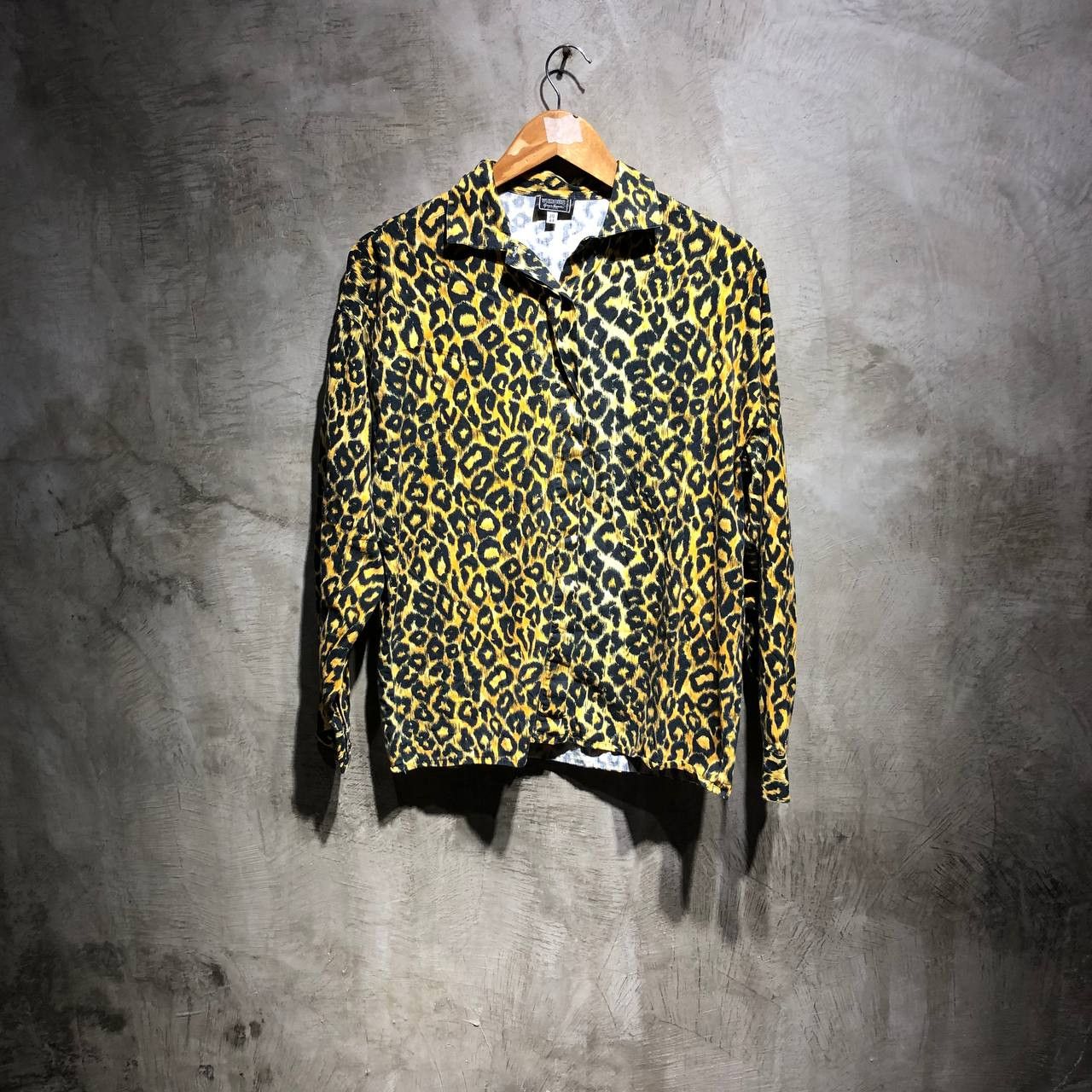 Versus Versace Versace Versus Leopard print button down long sleeves Size US M / EU 48-50 / 2 - 1 Thumbnail
