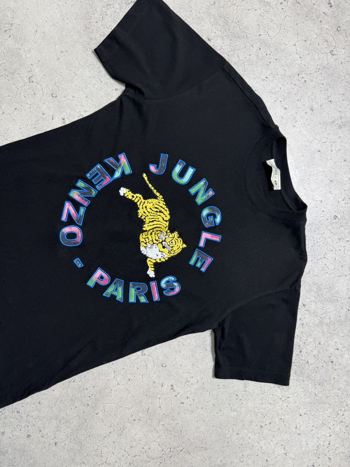 H&M × Kenzo Kenzo x H&M Jungle Paris Tiger Black Big Logo Size US M / EU 48-50 / 2 - 5 Thumbnail