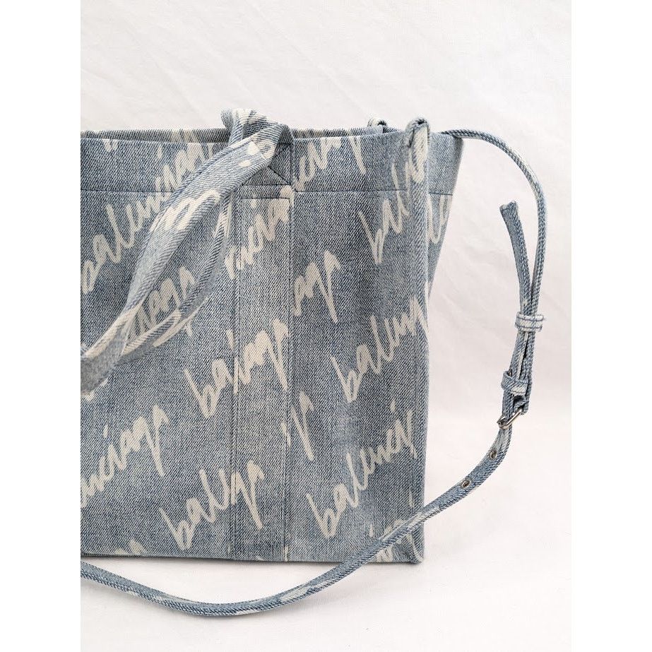 Balenciaga o1rshd1 Size: OS / Scribble Printed Denim Hardware Tote Bag Size ONE SIZE - 4 Thumbnail