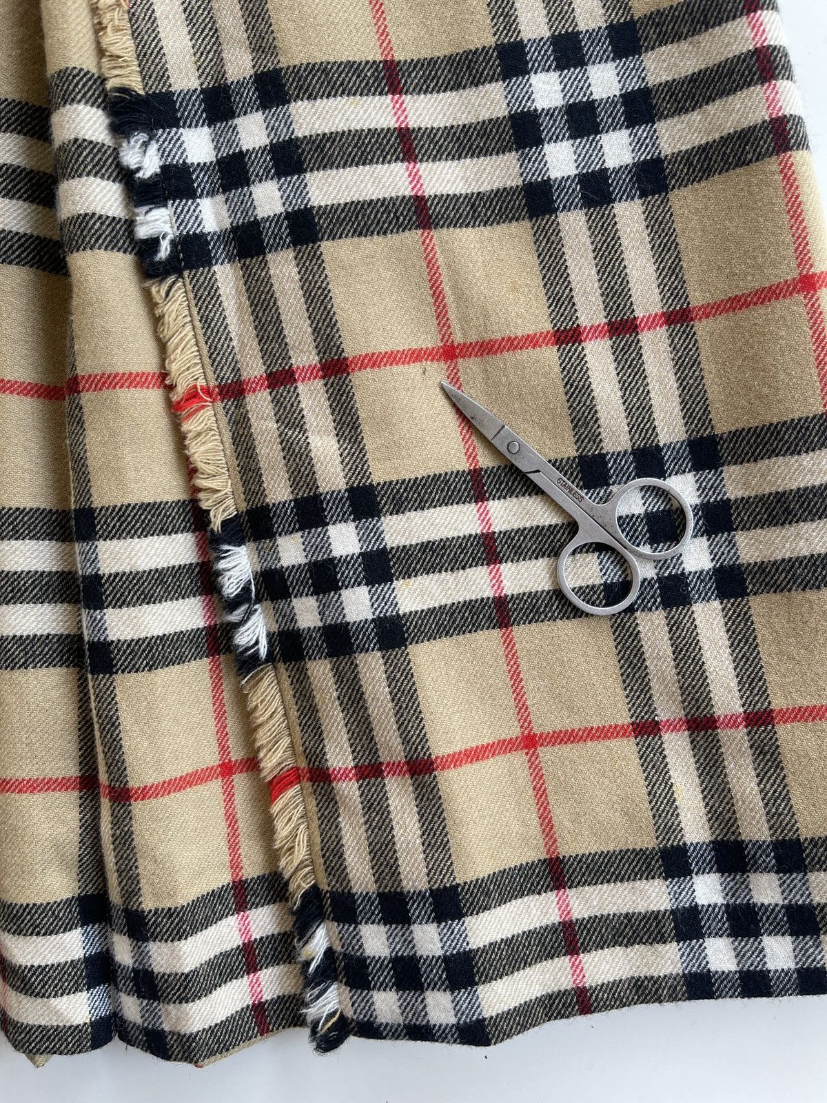 Burberry Vintage Burberrys England Nova Checked Midi Skirt Size 25" / US 0 / IT 36 - 10 Thumbnail