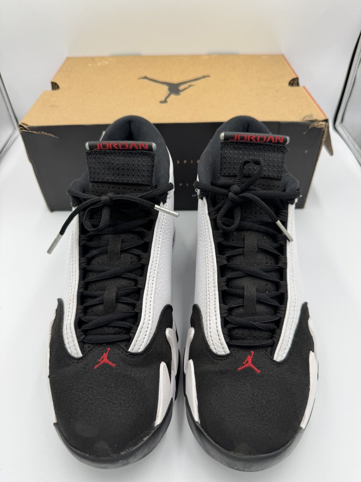 Jordan Brand Size 10 Jordan 14 Black Toe Size US 10 / EU 43 - 3 Thumbnail
