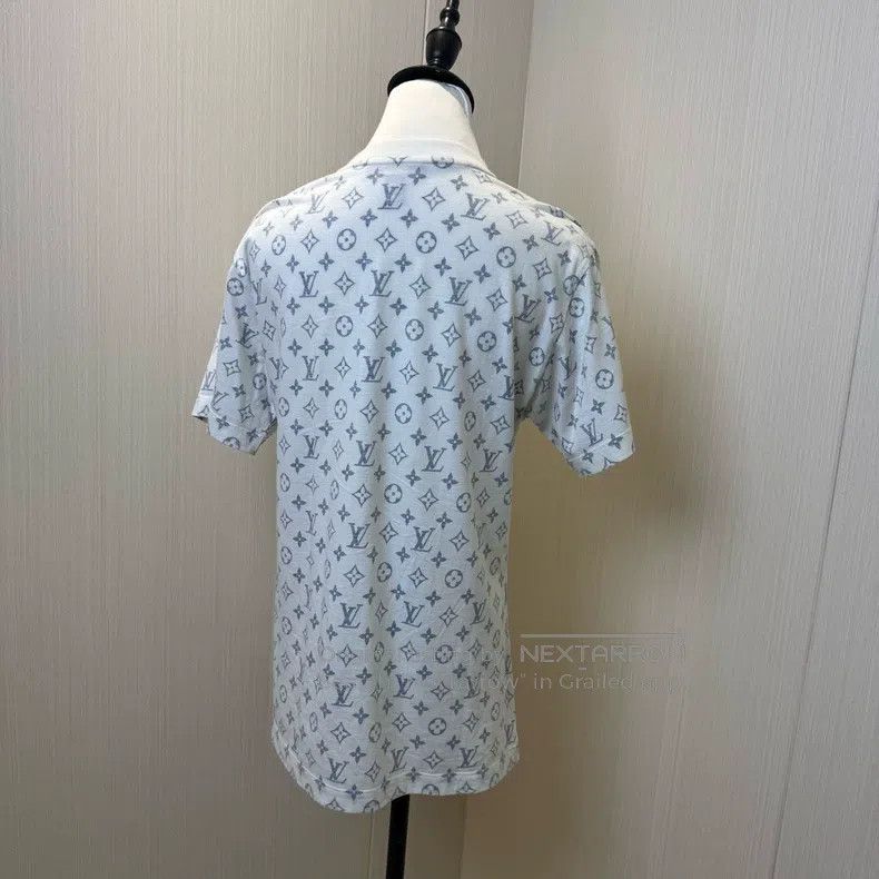 Louis Vuitton Louis Vuitton Full-print chain short sleeve Size M / US 6-8 / IT 42-44 - 2 Thumbnail