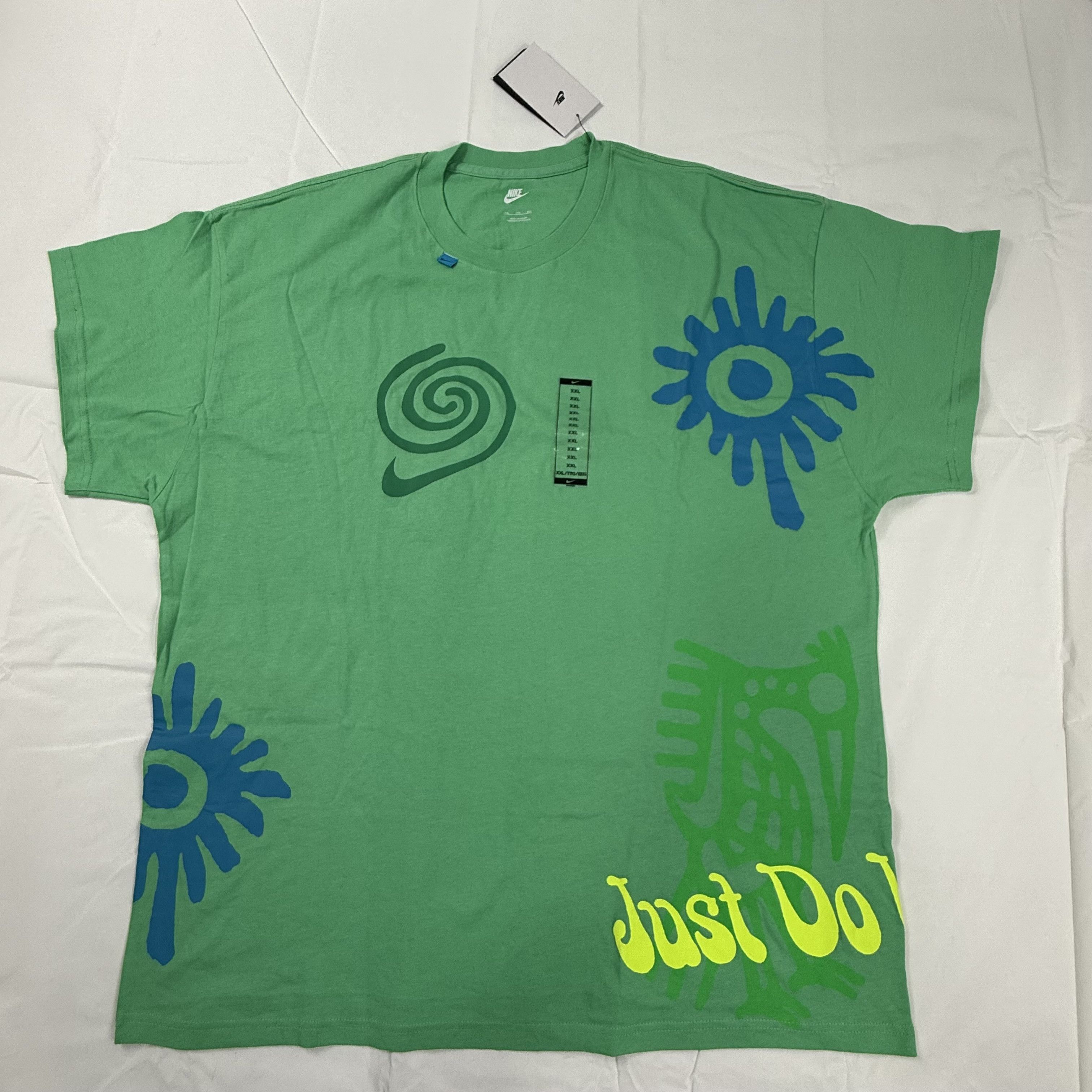 Nike Nike Mens XXL Green Abstract Graphic Loose Fit T-Shirt Size US XXL / EU 58 / 5 - 1 Thumbnail