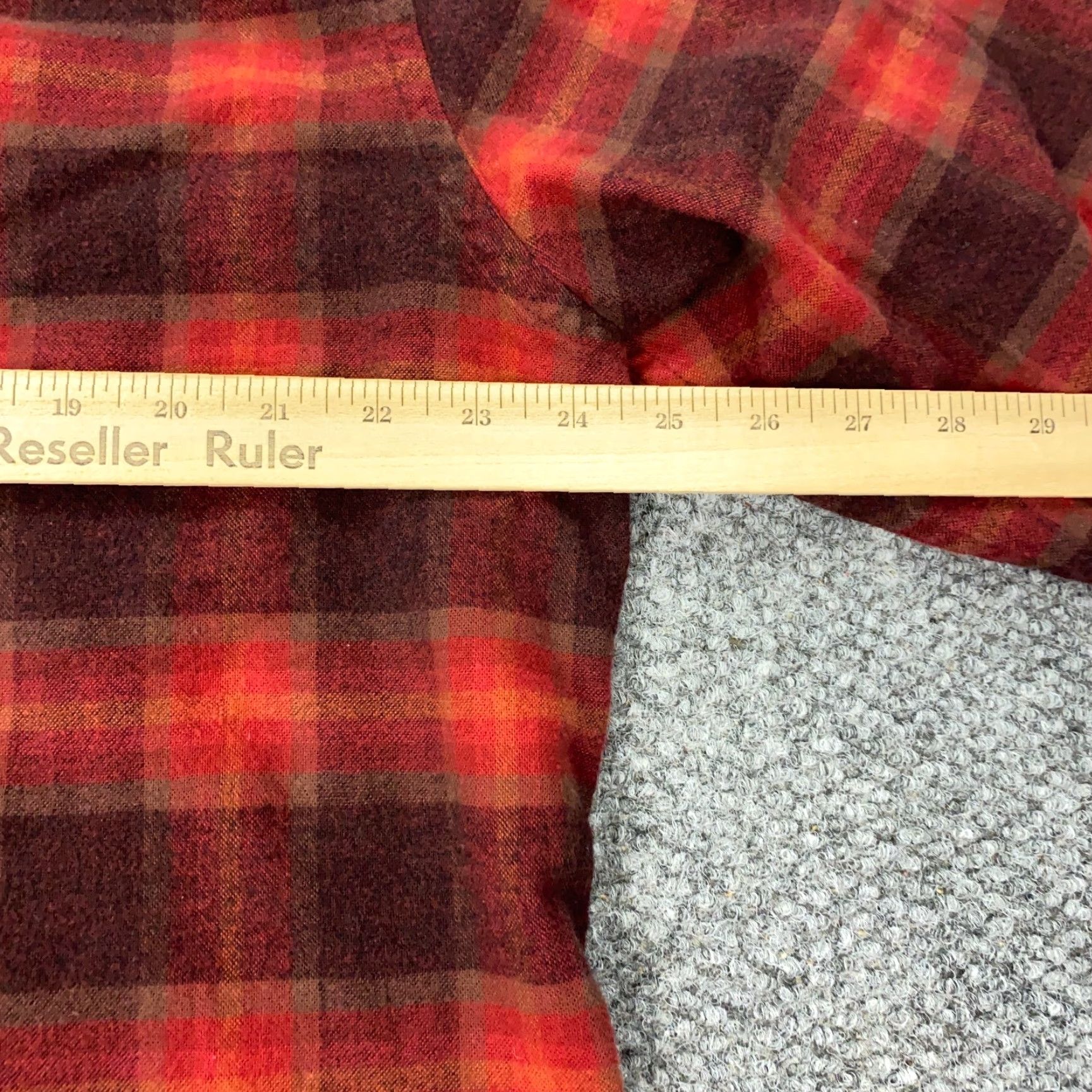 Pendleton VINTAGE Pendleton Shirt Mens XL Red Plaid Flannel Button-Up Long Sleeve with Pockets Size US XL / EU 56 / 4 - 7 Thumbnail