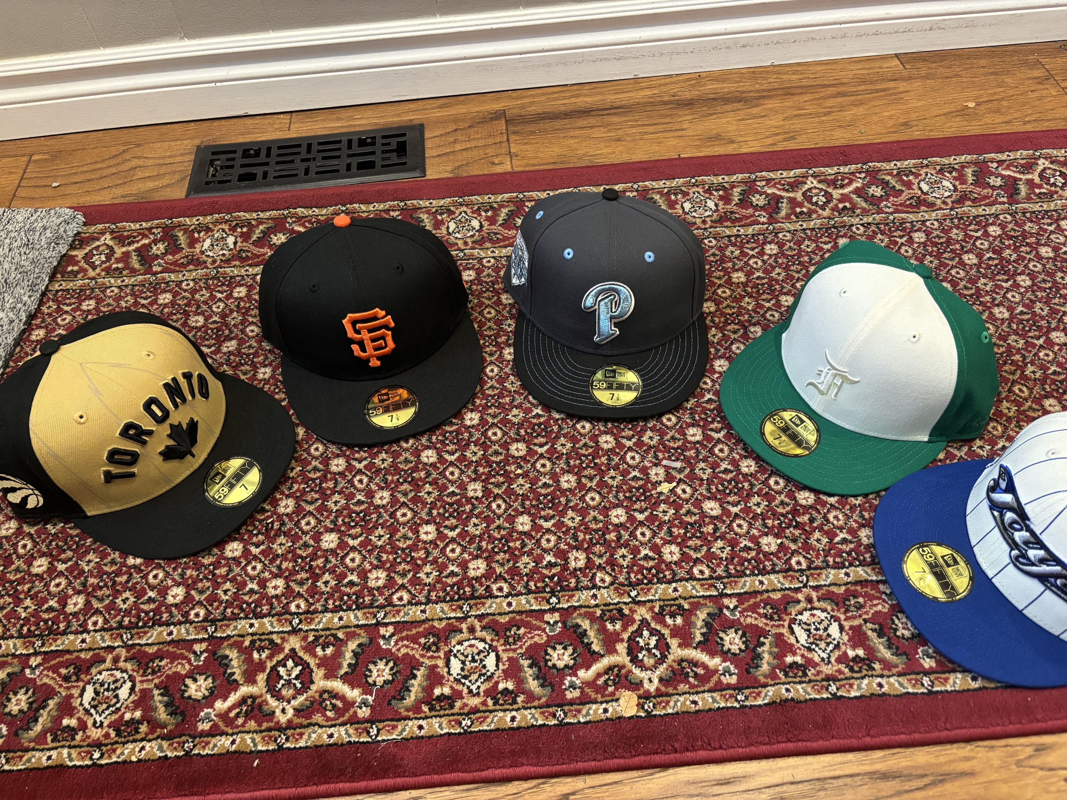New Era Fitted Hats Size ONE SIZE - 1 Thumbnail