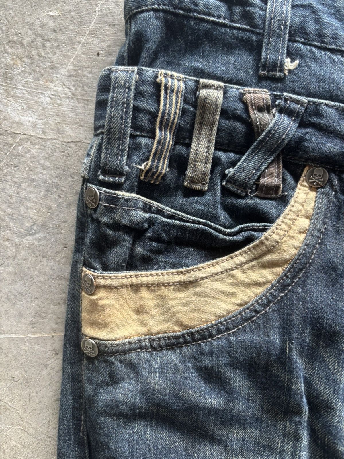 Hysteric Glamour SICK DOUBLE WAIST JAPANESE DENIM SKULL BUTTON Size US 32 / EU 48 - 9 Thumbnail