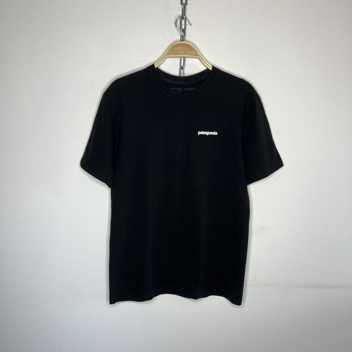Designer × Patagonia Patagonia Big Logo Shot Sleeve T-shirt Mens Size M Black Top Size US M / EU 48-50 / 2 - 2 Thumbnail