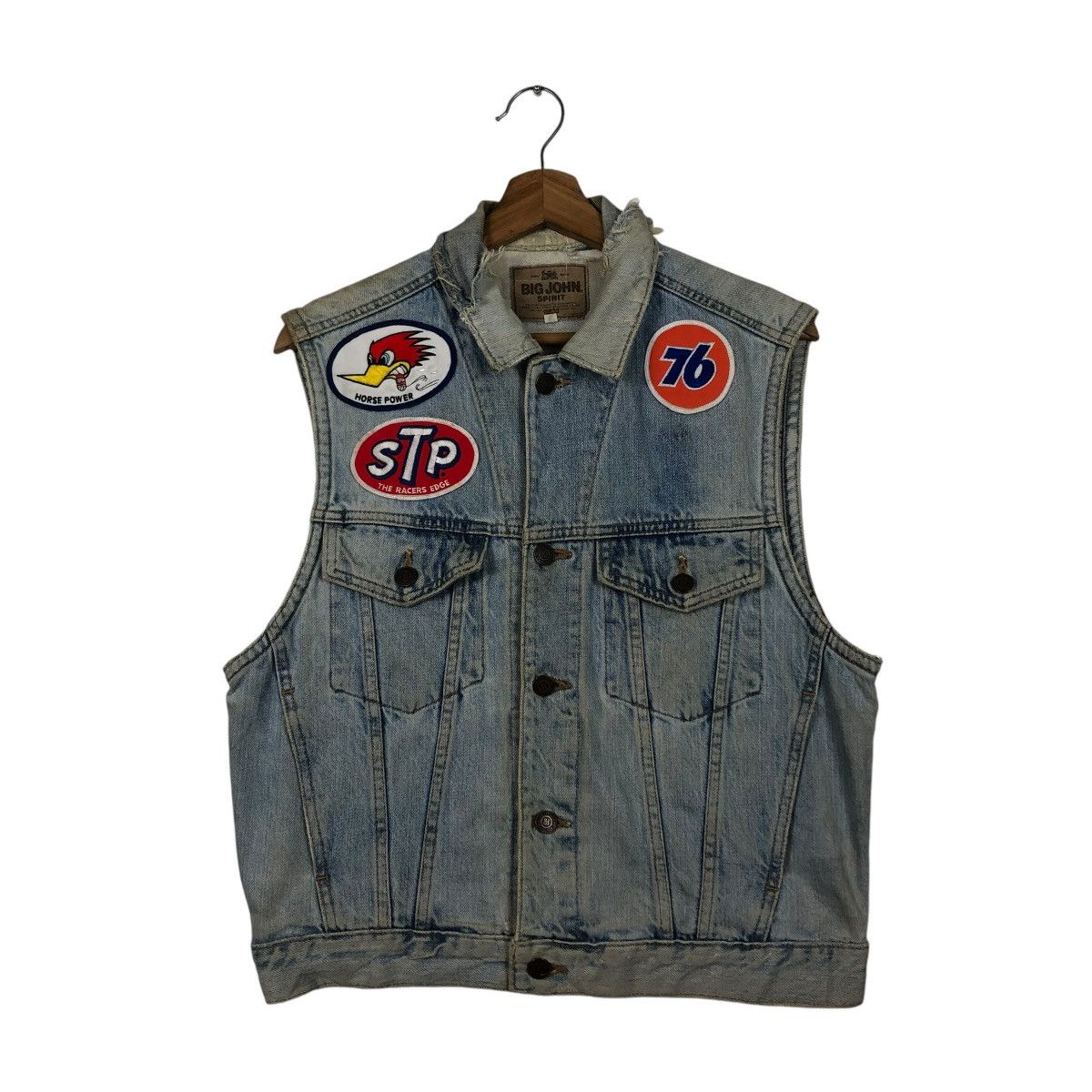 Japanese Brand 🔥DISTRESSED DENIM TANK TOP SLEEVELESS BIG JOHN USA PATCHES Size US M / EU 48-50 / 2 - 3 Thumbnail