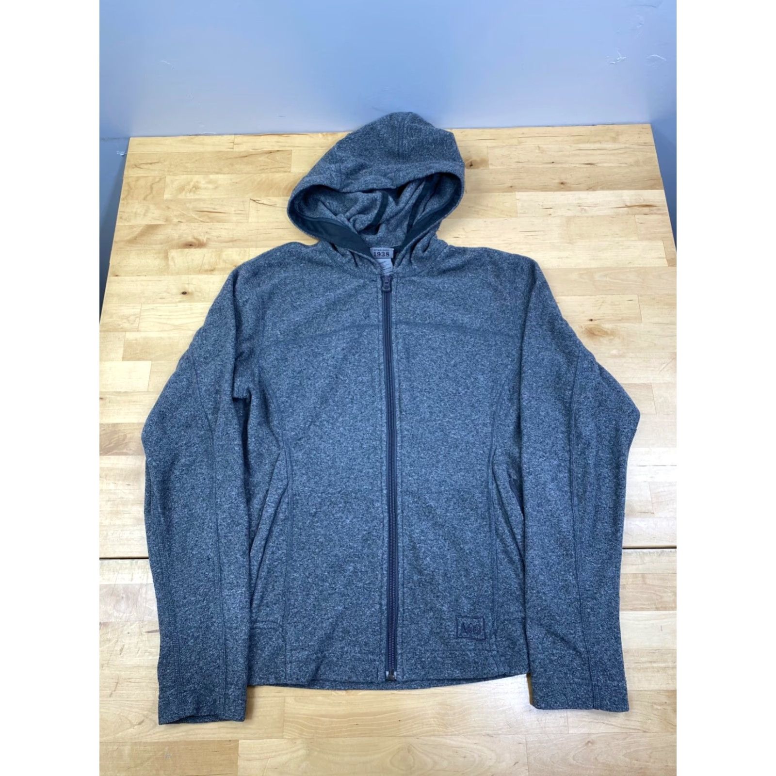 Vintage REI Fleece Jacket Womens S Gray Casual Outdoor Hooded Full Zip Jacket Size S / US 4 / IT 40 - 2 Thumbnail