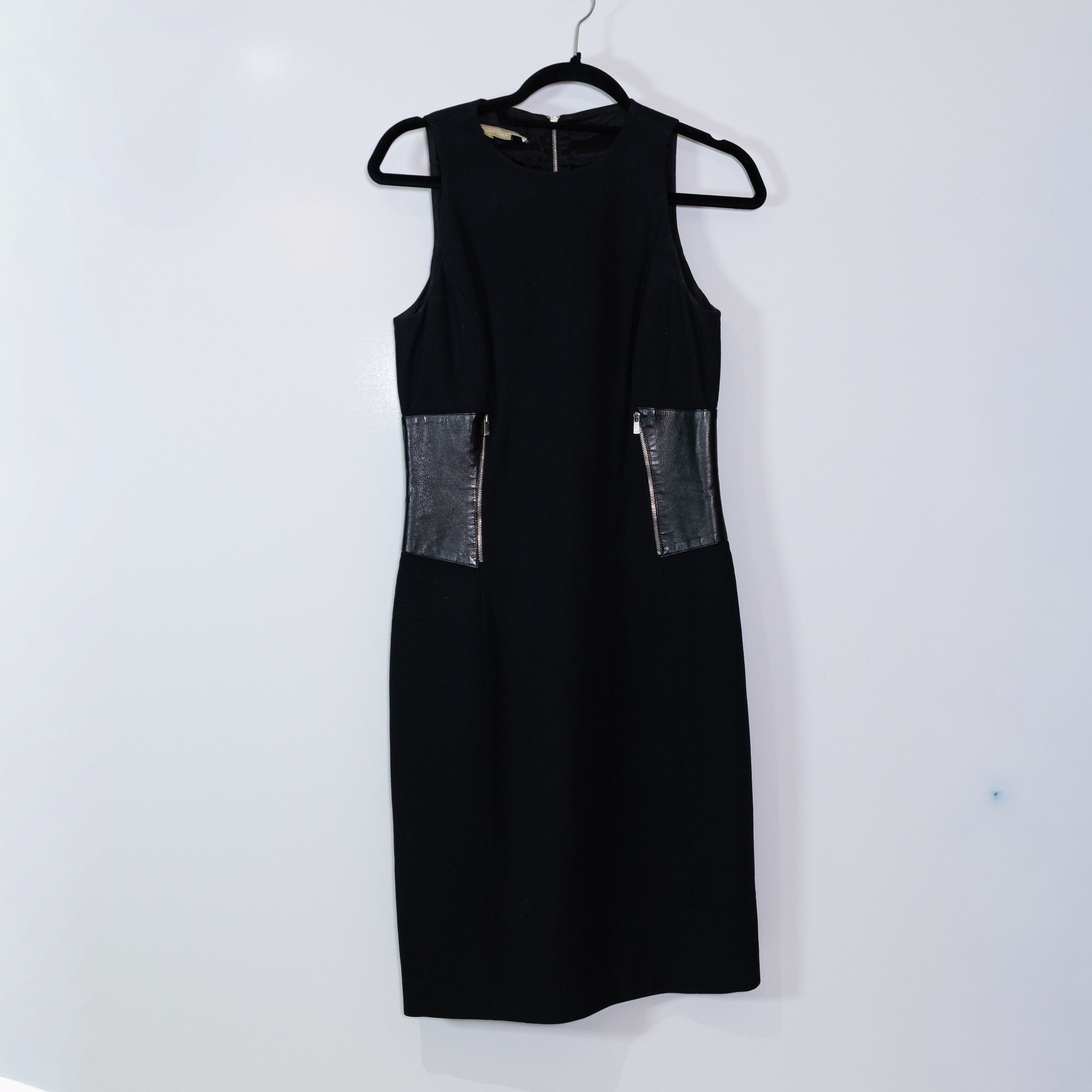 Michael Kors Michael Kors Women's Made In Italy Size M / US 6-8 / IT 42-44 - 1 Thumbnail