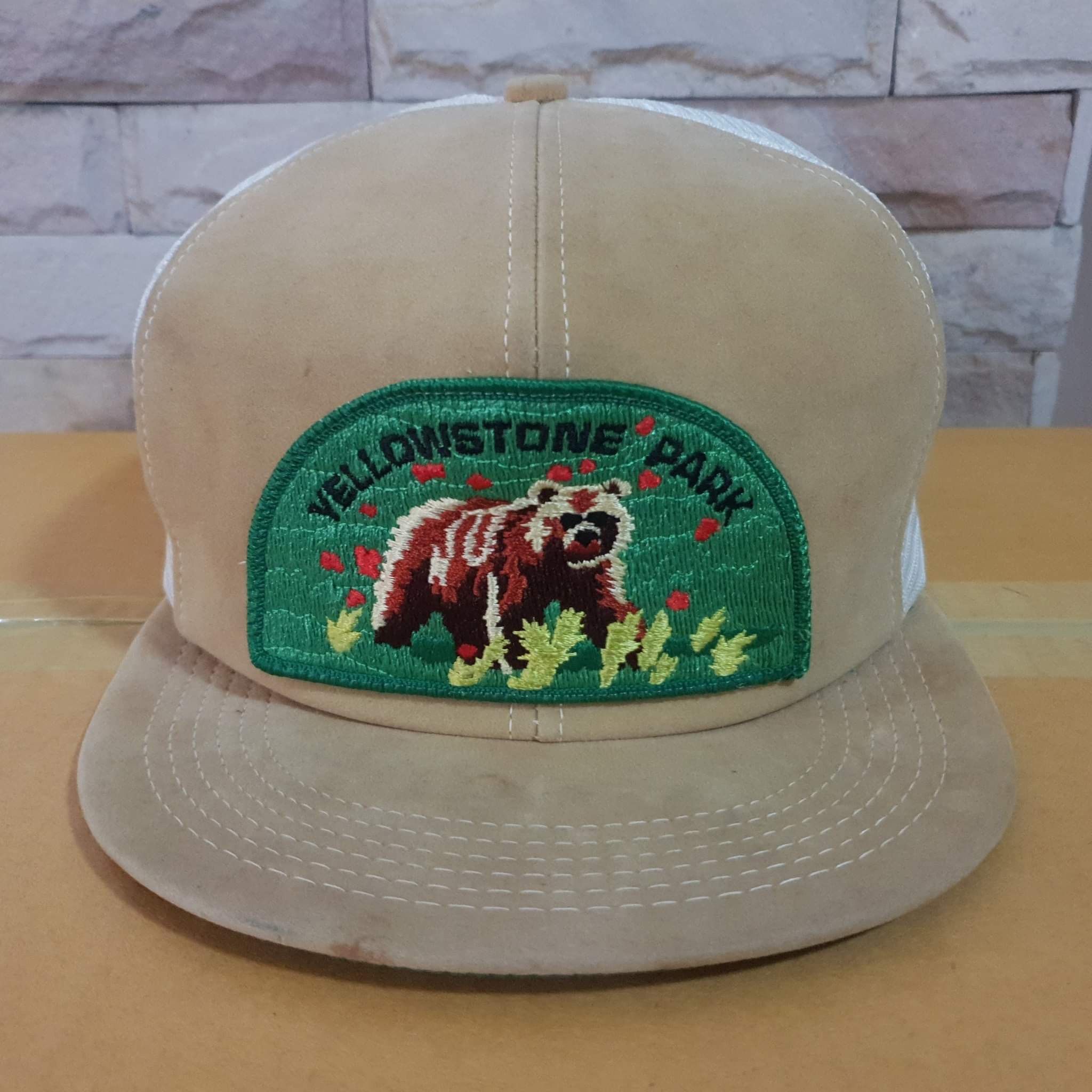 image of Made In USA x Trucker Hat Vintage Yellowstone Park Trucker Hat in Brown/White, Men's