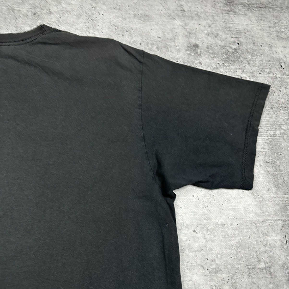 Vintage Vintage 90s Antisfiga T-shirt Black Men’s Size L Size US L / EU 52-54 / 3 - 18 Thumbnail