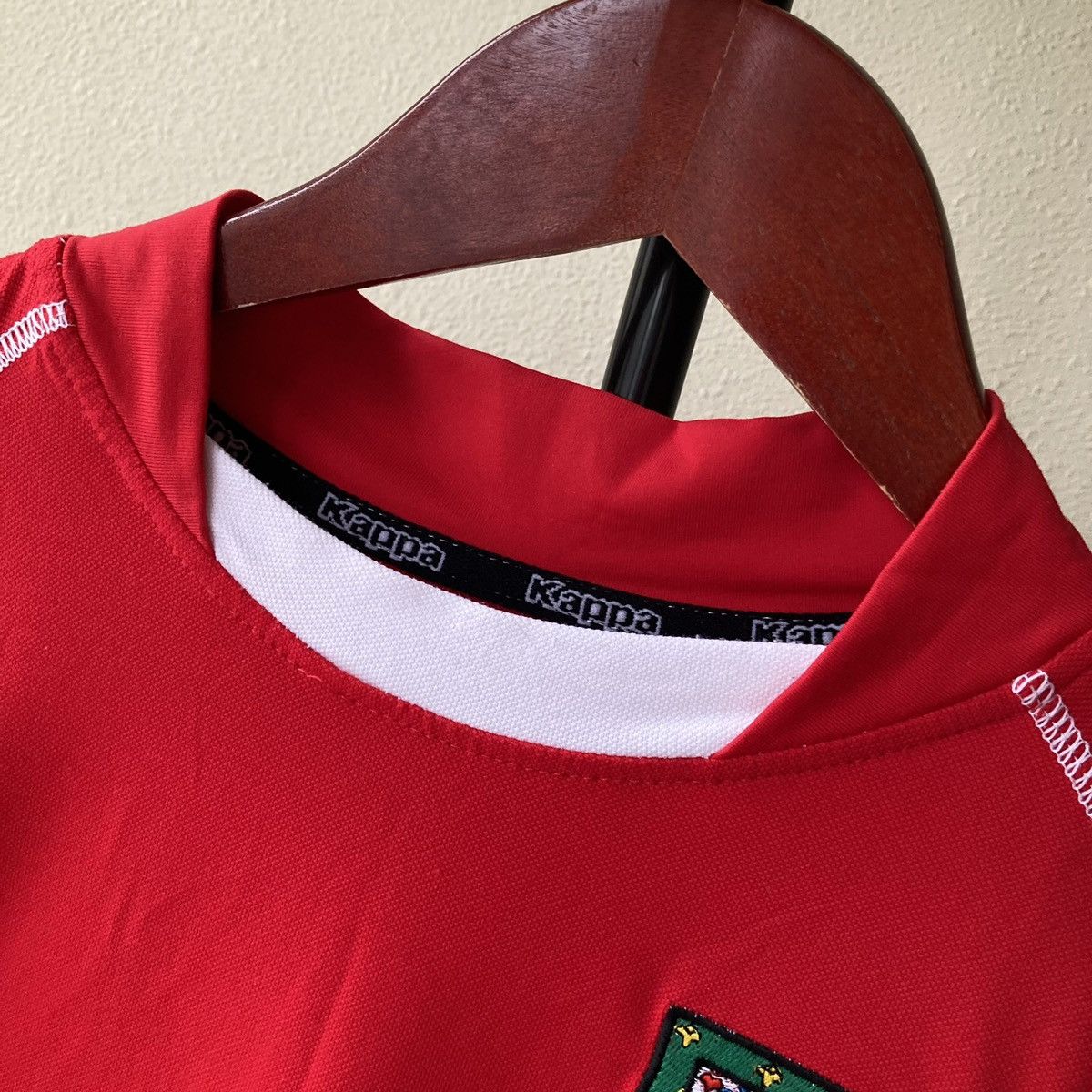Vintage Wales 00s Kappa Jersey Blokcore Style Vintage Football Tee Size US L / EU 52-54 / 3 - 5 Thumbnail