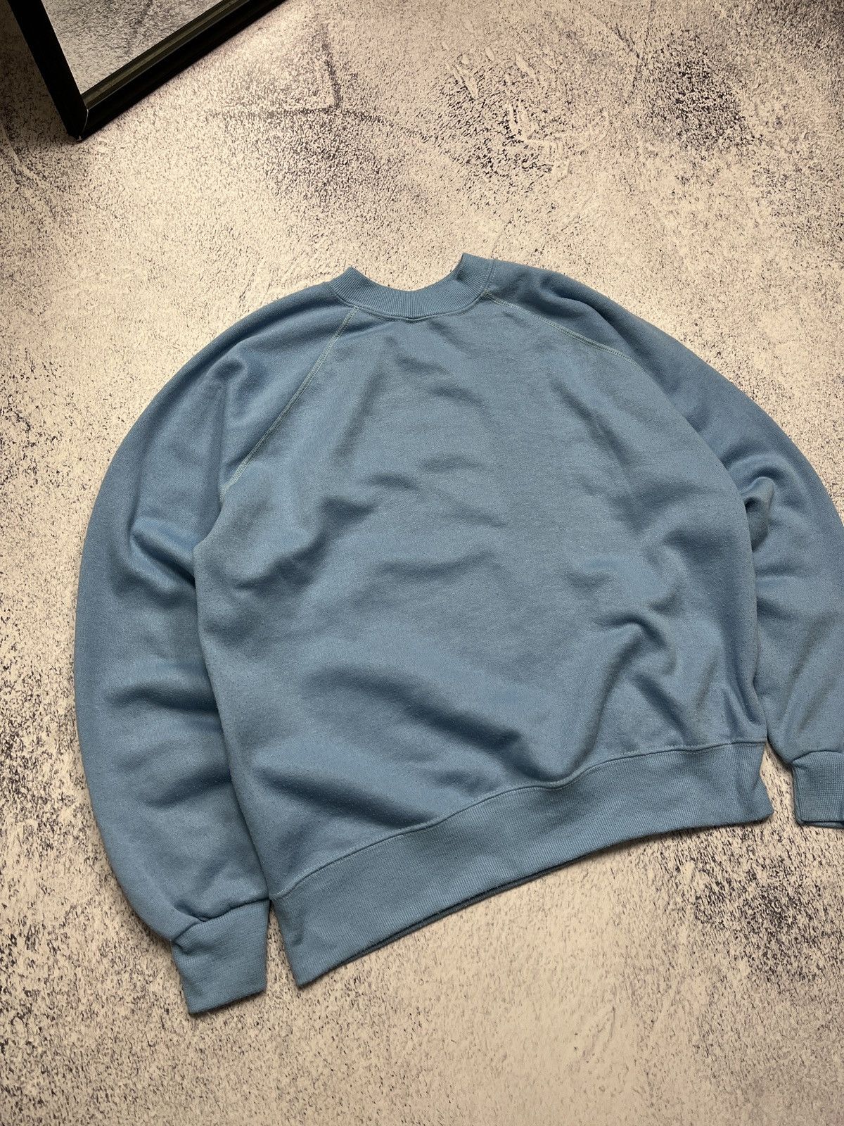 Disney Vintage 80’s Mickey Mouse Disney Crewneck Sweatshirt Rare Size US S / EU 44-46 / 1 - 11 Thumbnail