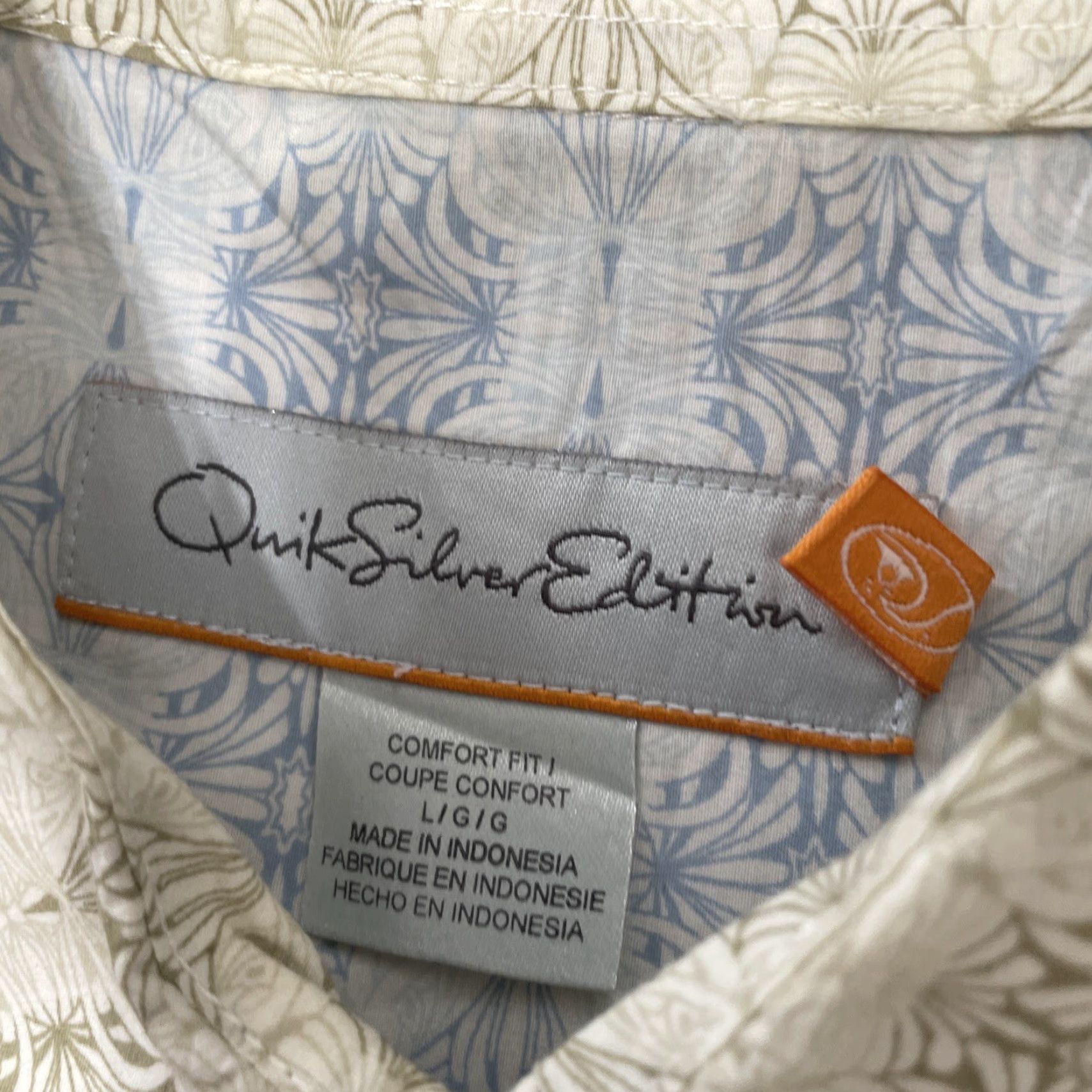 Quiksilver VINTAGE Quiksilver Shirt Men L Geometric Western 50" Tan Cream Button-Up Casual Short Sleeve Geometric Pattern Mens Size US L / EU 52-54 / 3 - 6 Thumbnail
