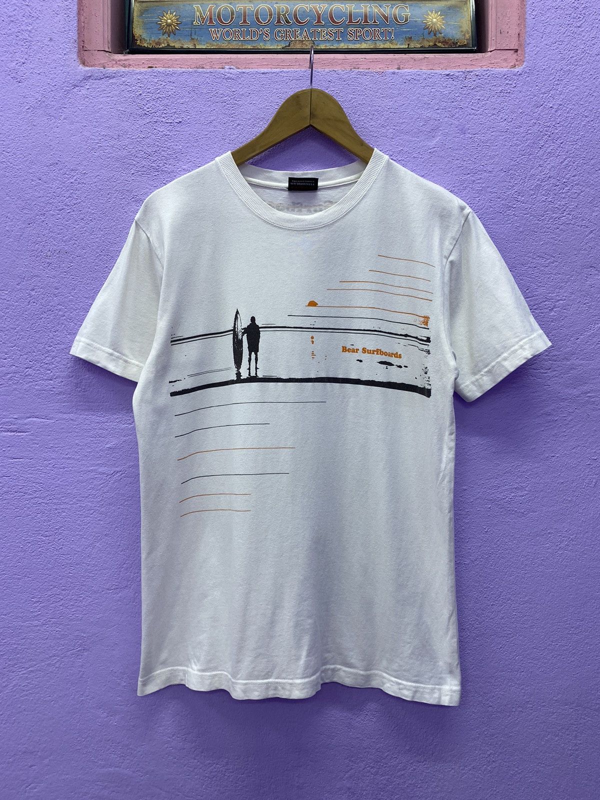 Vintage Vintage Bear Surfboards Nice printed Tshirt Size US M / EU 48-50 / 2 - 1 Thumbnail