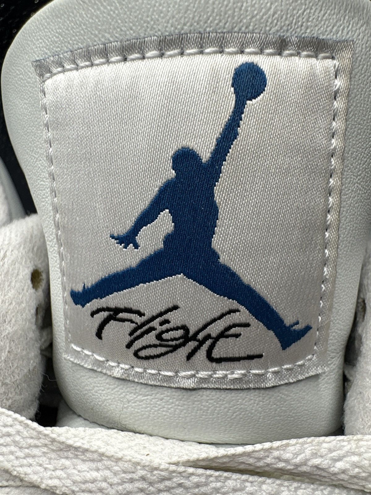 Jordan Brand Jordan 4 Military Blue Size US 10 / EU 43 - 8 Thumbnail