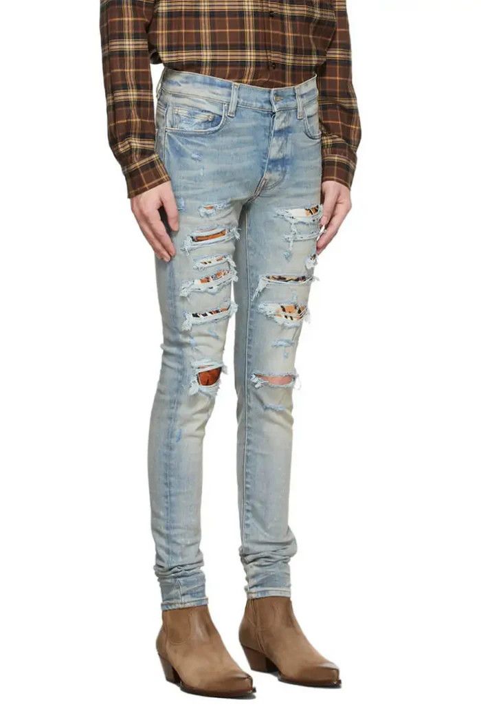 Amiri o1wfsh0625 Cheetah Ripped Denim in Denim Blue Size US 29 - 3 Thumbnail