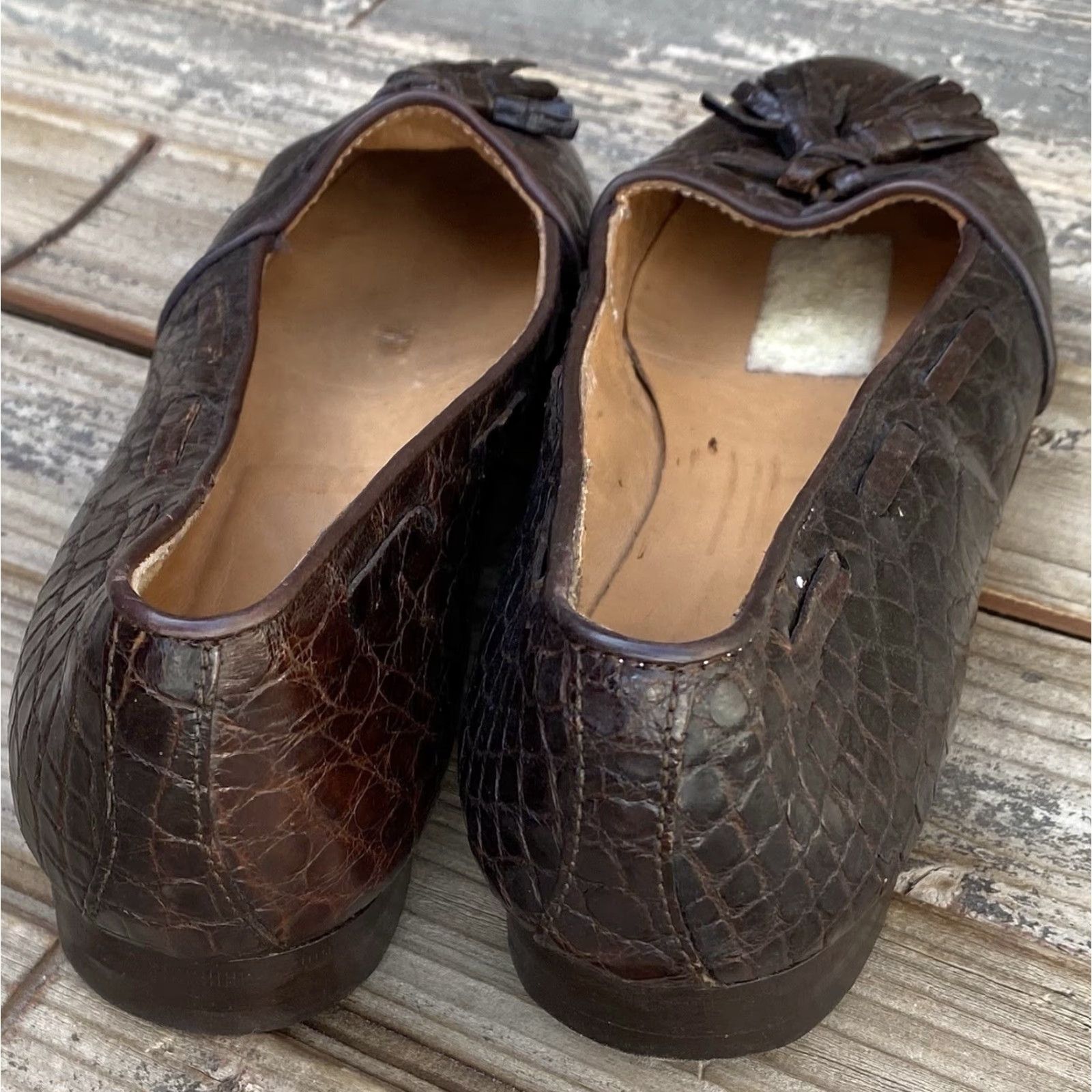 Ralph Lauren Ralph Lauren Vintage Alligator Embossed Leather Tassel Flat Women Size 6.5 AA Brown Leather Lining Narrow Outsole Vintage Yes Shoes Size US 7 / IT 37 - 7 Thumbnail