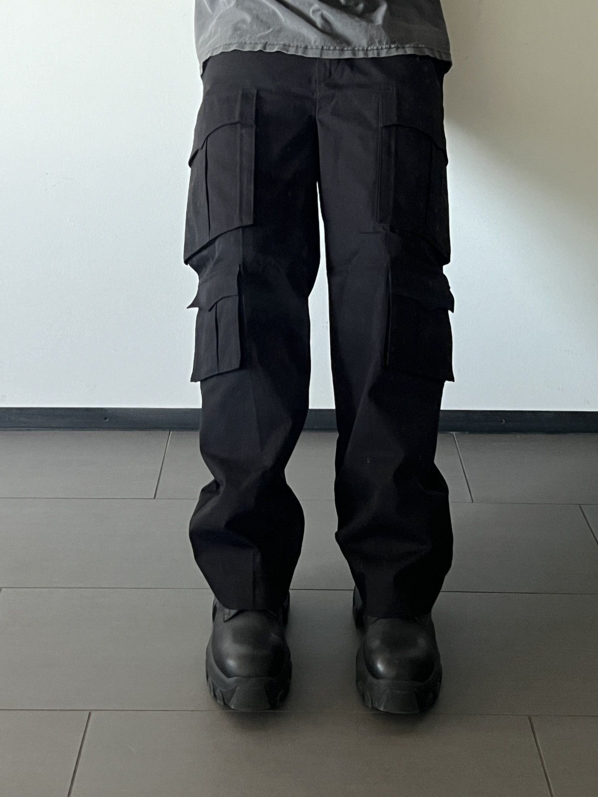 Prada Prada FW19 Runway Batwing Cargo Pants Size US 32 / EU 48 - 1 Thumbnail