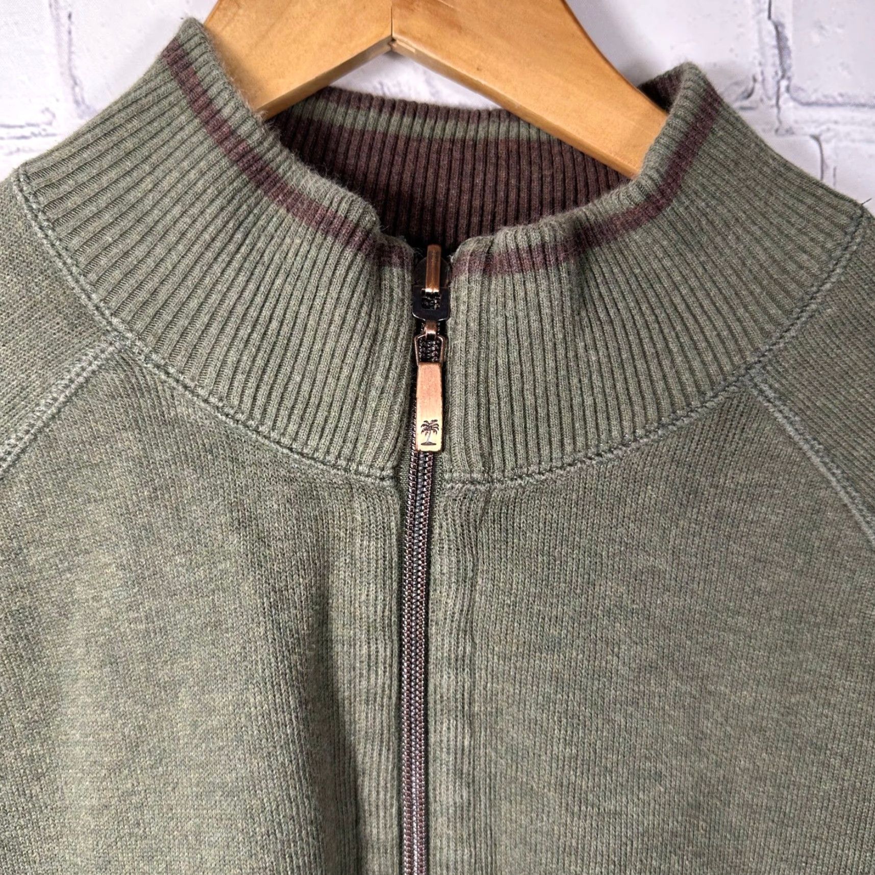 Tommy Bahama Tommy Bahama Sweater Mens L Green Brown Reversible Full Zip Mock Neck Marlin Logo Size US L / EU 52-54 / 3 - 2 Thumbnail