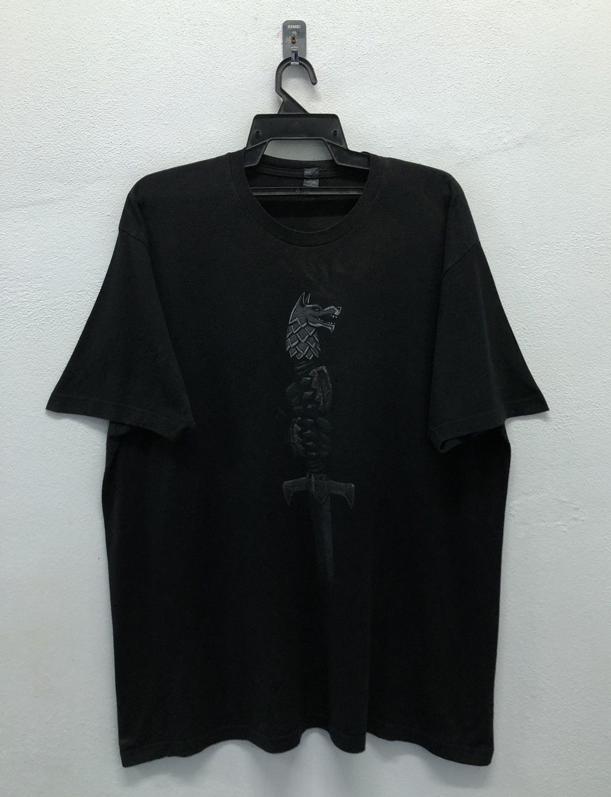 Vintage Vintage Tultex TYT Sword In The Darkness T-Shirt Size US XL / EU 56 / 4 - 1 Thumbnail