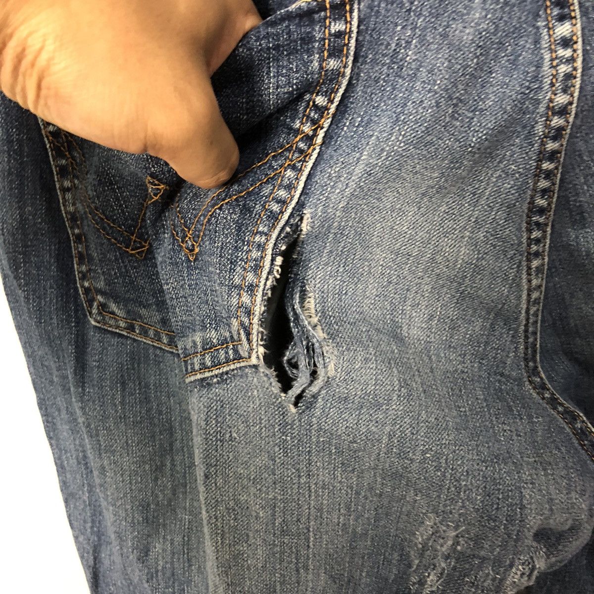 Jean × Wrangler Vintage Wrangler Jeans Distressed Denim Pants 34x39 Size US 33 - 8 Thumbnail