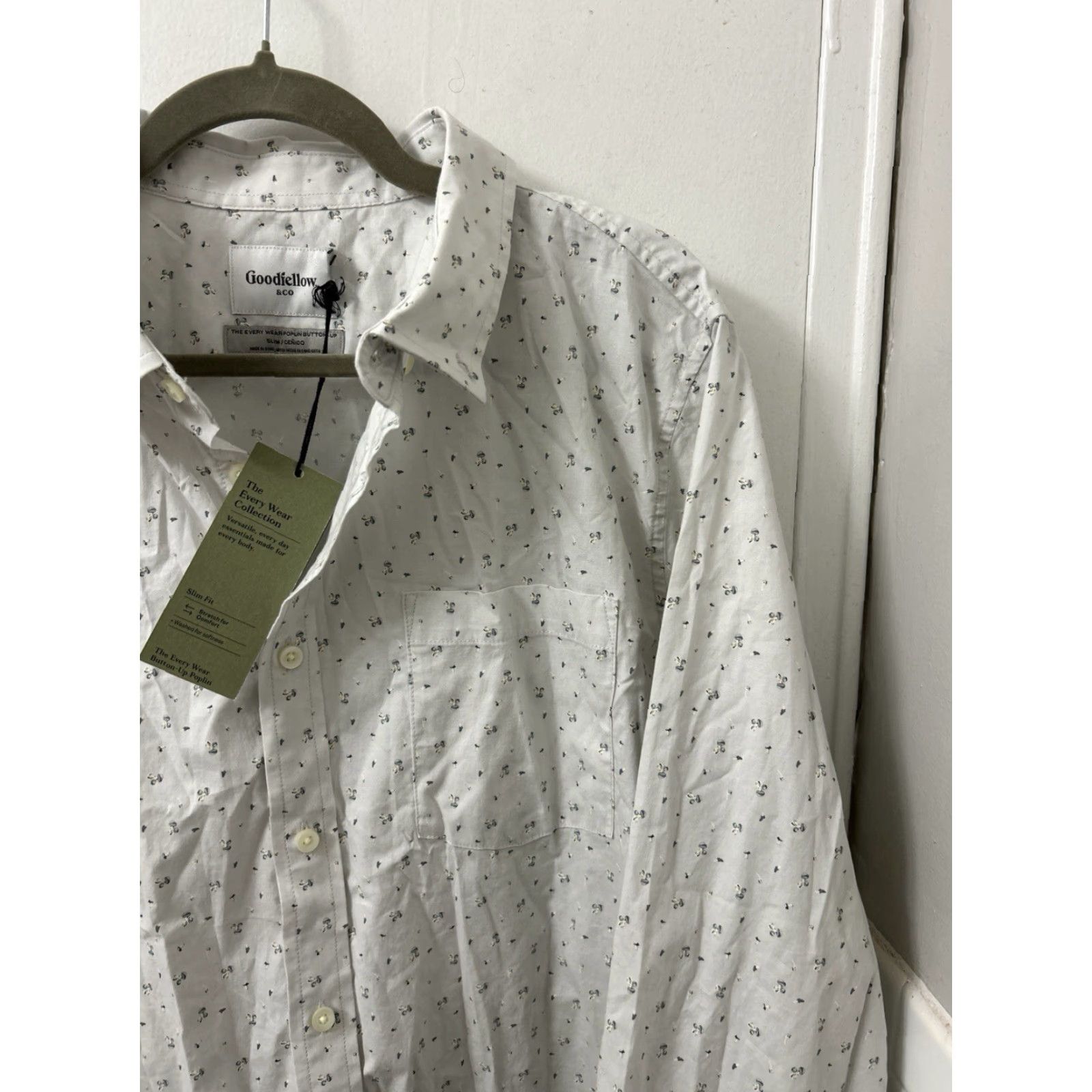 Vintage Goodfellow & Co Shirt Mens XL White Slim Poplin Button-Up Mushroom Print L/S NWT Size US XL / EU 56 / 4 - 4 Thumbnail