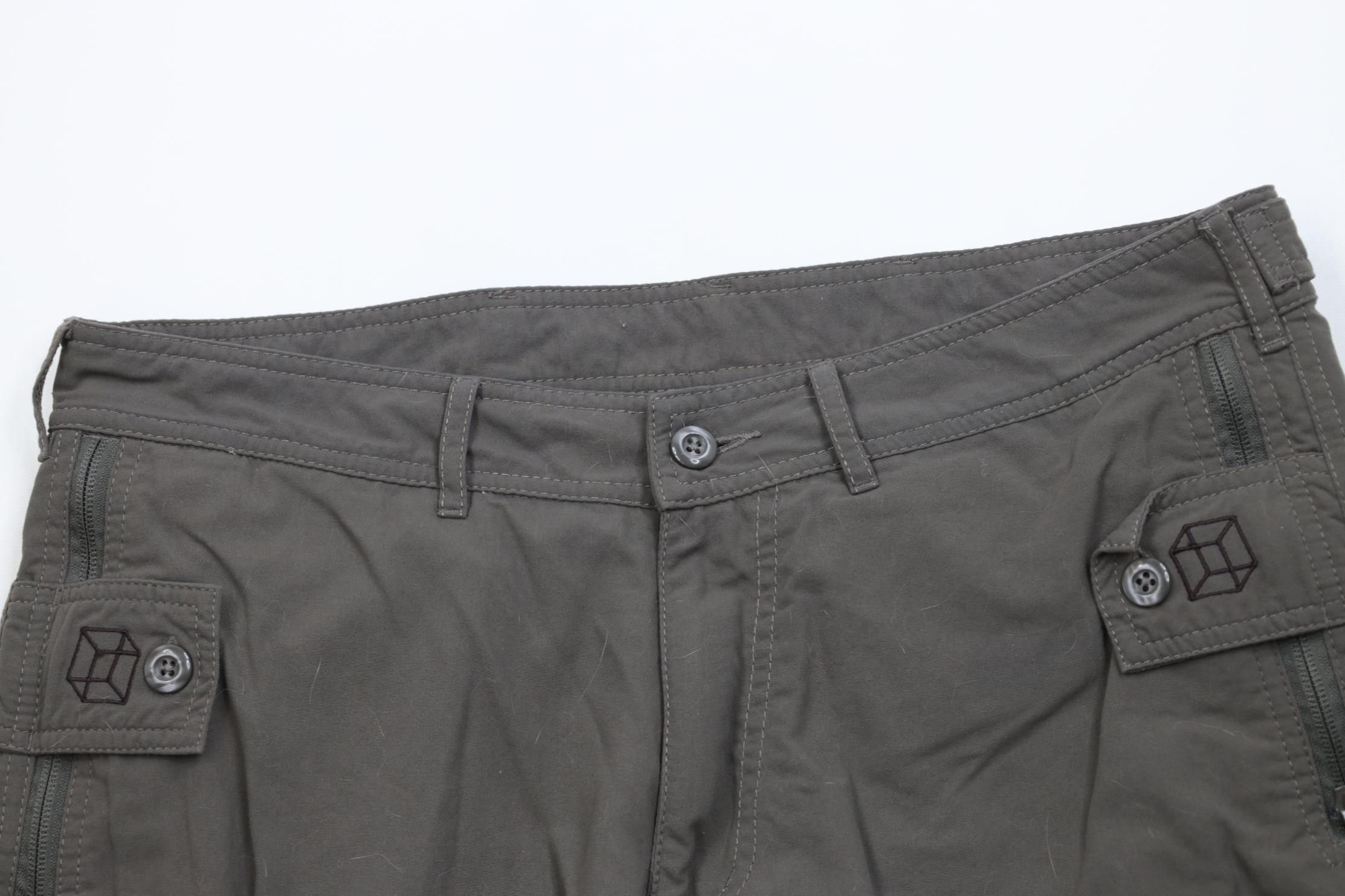 Vintage Clothing Arts Pick Pocket Proof Cargo Shorts Gray Nylon Size US 32 / EU 48 - 2 Thumbnail