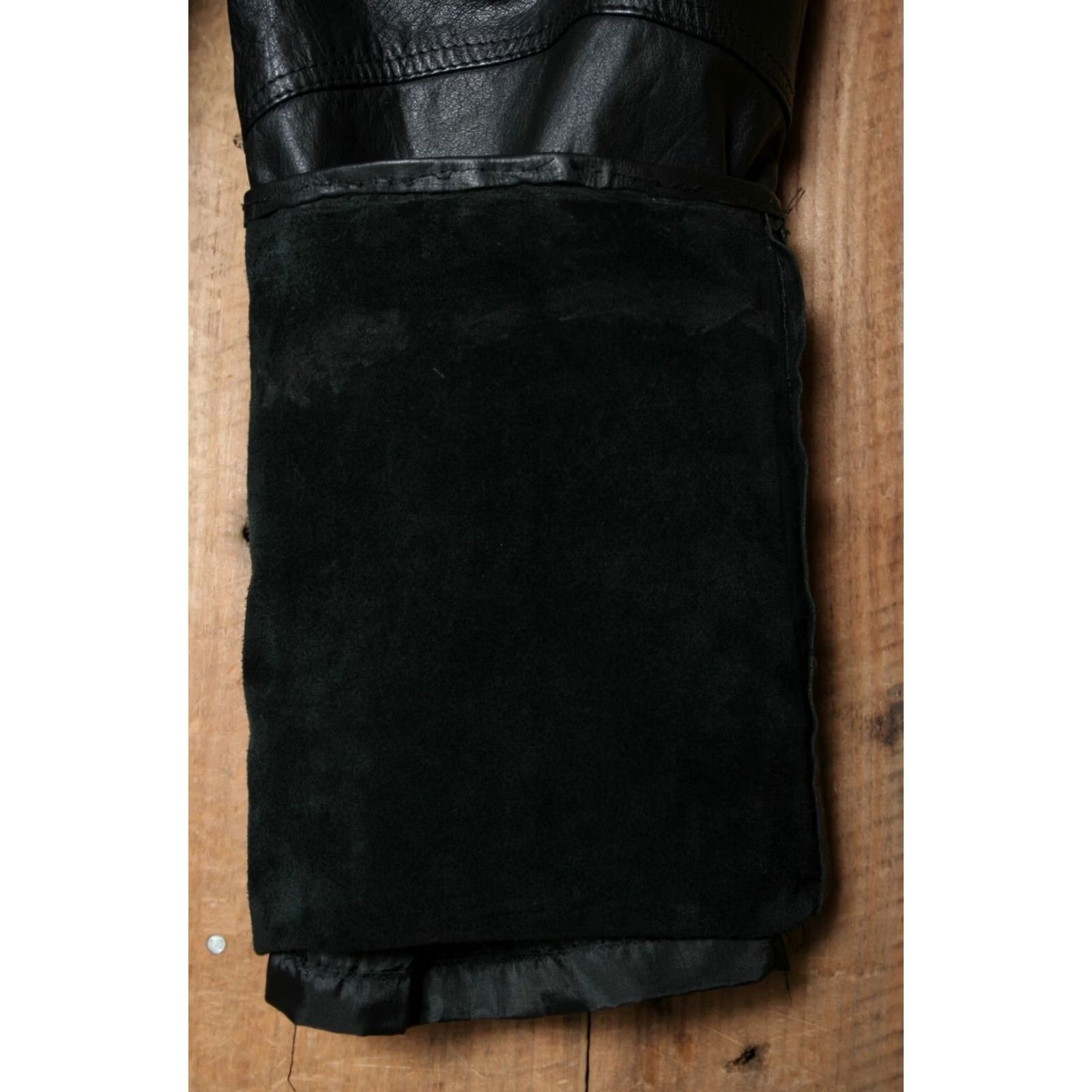 Ben Sherman VINTAGE Bermans Black Leather Tapered Leg Motorcycle Pants Women's 29x29 30 Inseam Leather Biker Pants Womens Size 29" - 6 Thumbnail