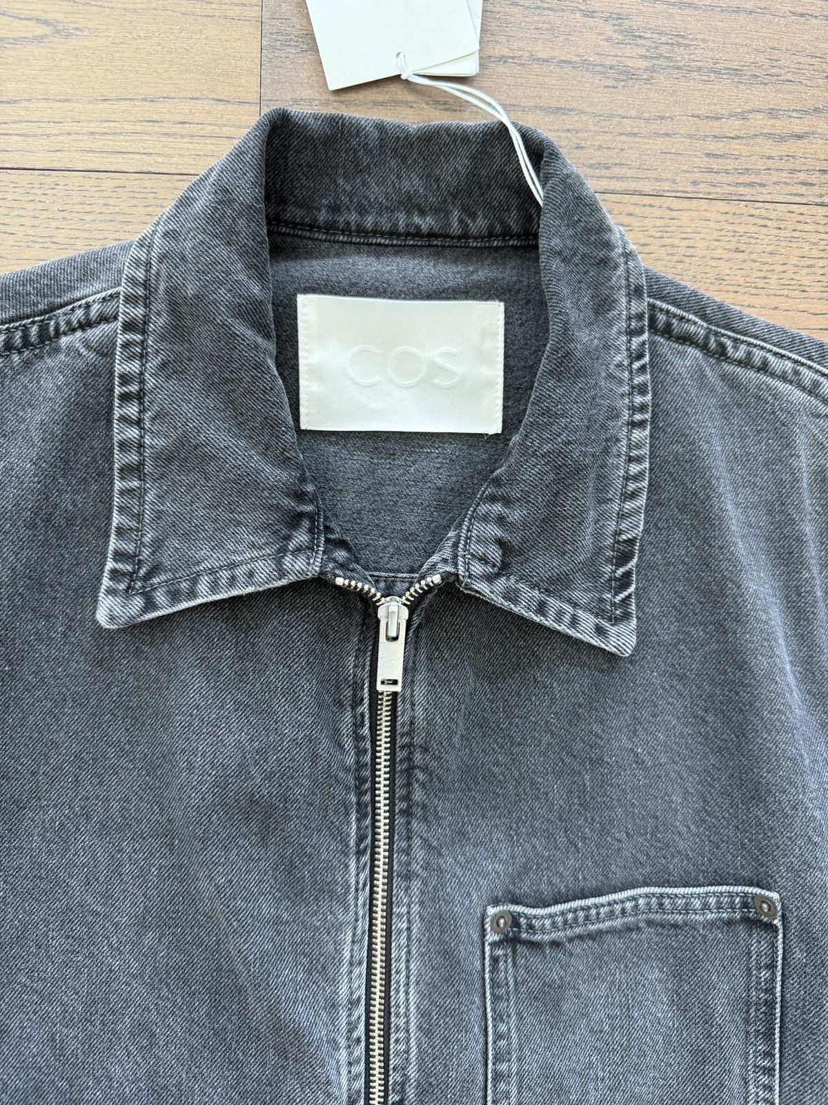 Cos COS Mens Organic Cotton Washed Charcoar Grey Denim Jacket XS Size US XS / EU 42 / 0 - 7 Thumbnail