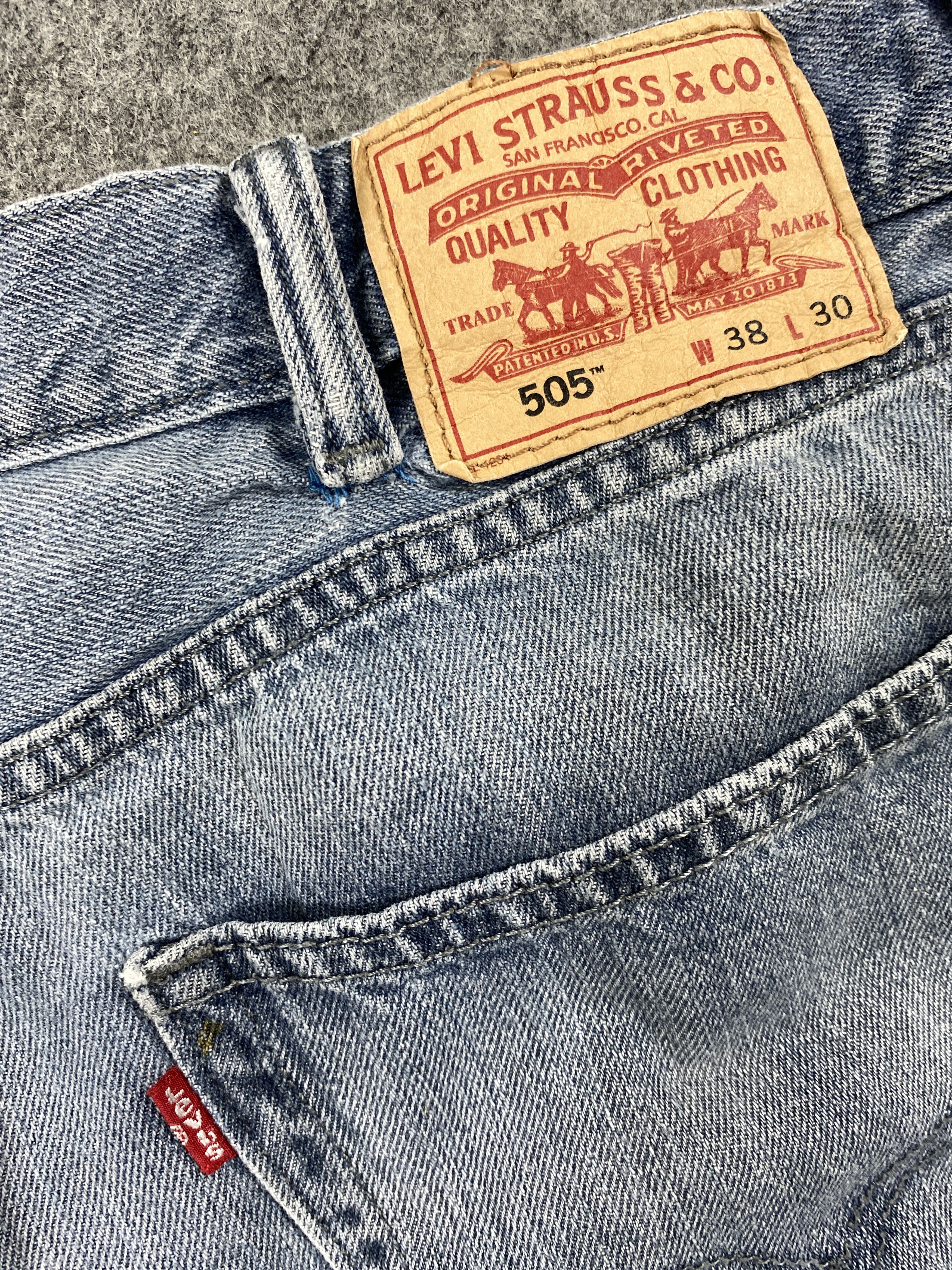 Faded Blue Vintage Levi's 505 Jeans 38x30 Denim JN1478
