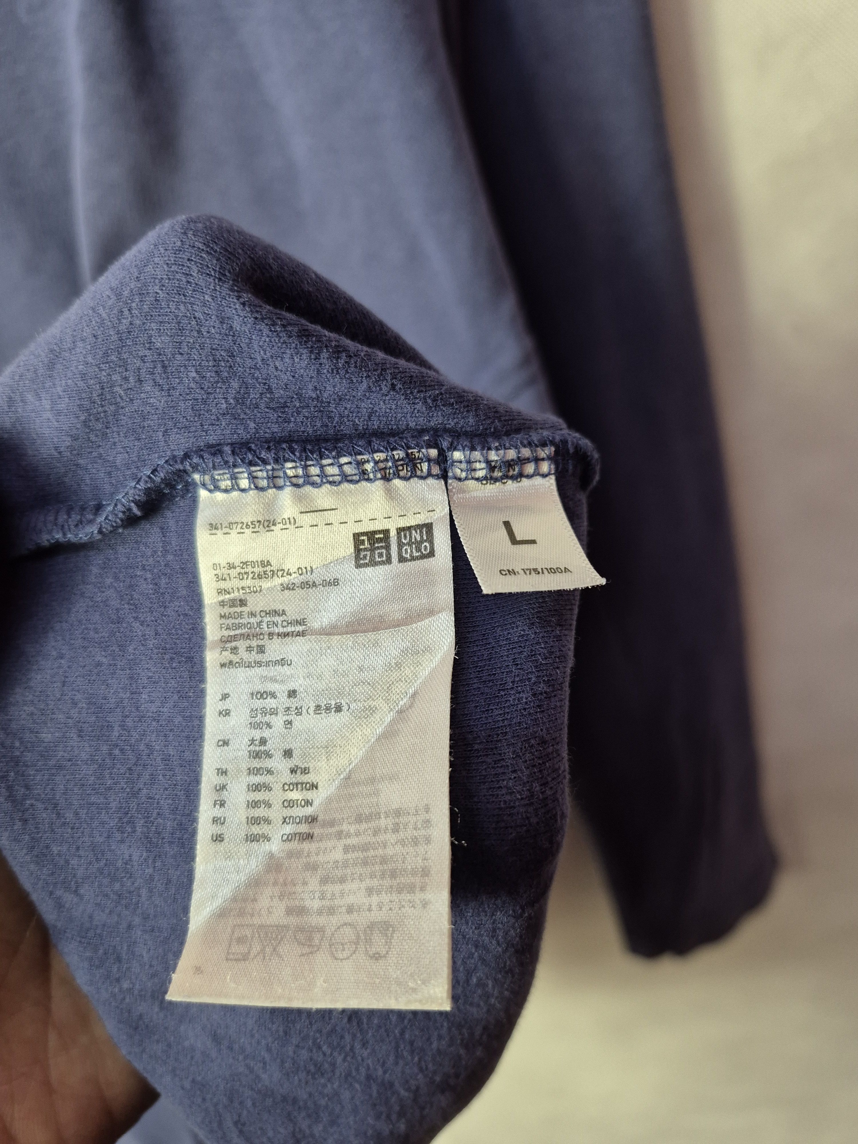 Japanese Brand × Uniqlo 🔥Uniqlo Navy Blue Longsleeves Tee Size US L / EU 52-54 / 3 - 6 Thumbnail