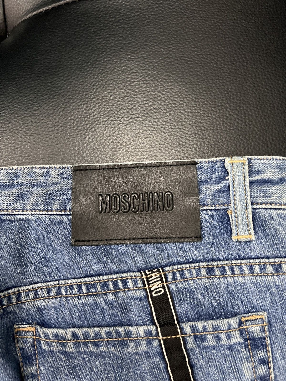 Moschino Moschino by Jeremy Scott SS15 Runway Logo Tape Panel Jeans Size US 32 / EU 48 - 9 Thumbnail