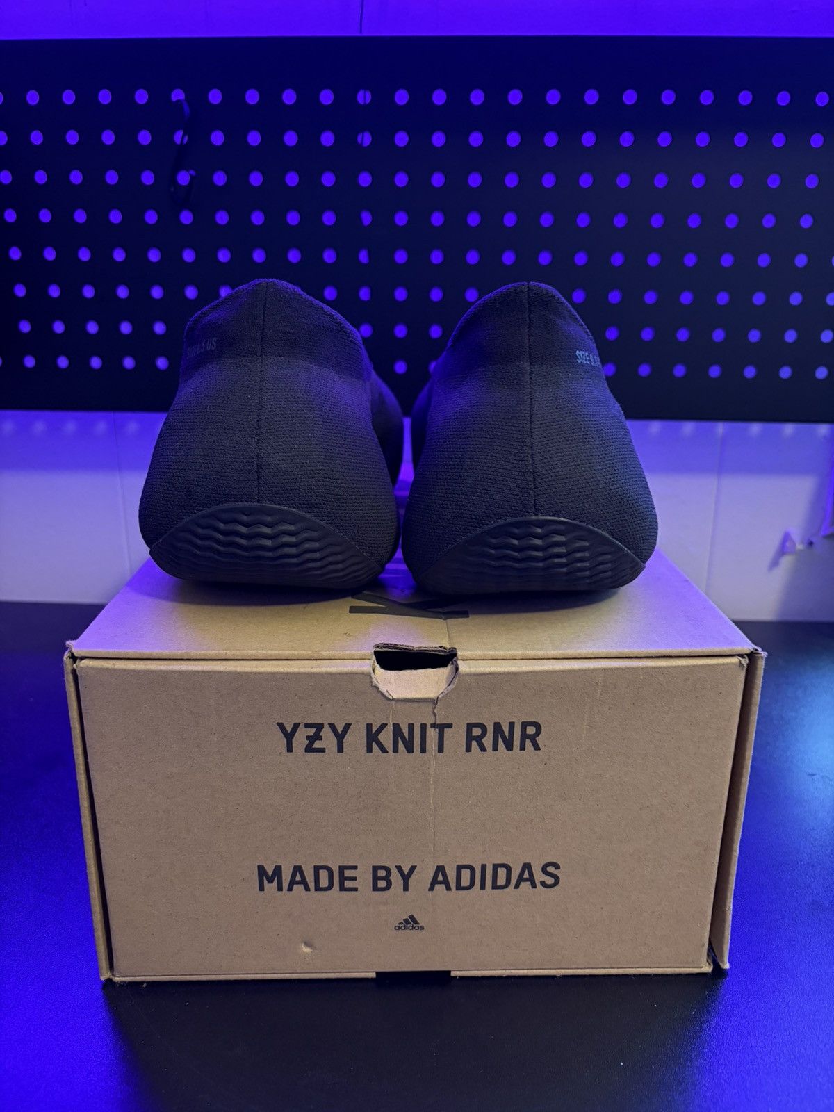 Yeezy Adidas Yeezy Knit RNR “Fade Onyx” Size US 9.5 / EU 42-43 - 4 Thumbnail