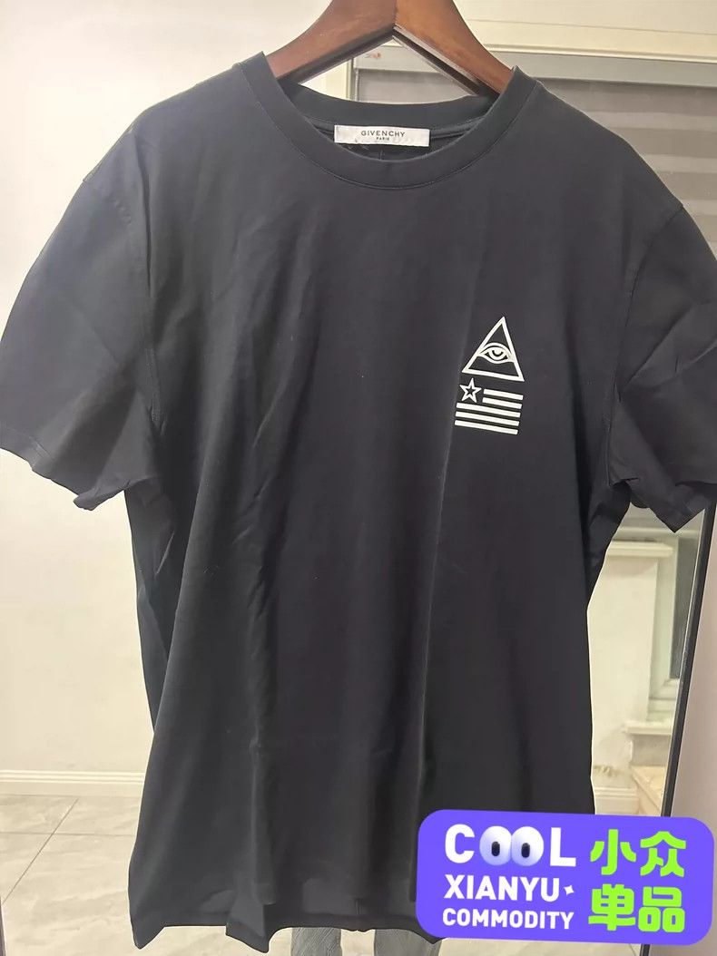 Givenchy Givenchy Badge Short Sleeve Size US L / EU 52-54 / 3 - 1 Thumbnail
