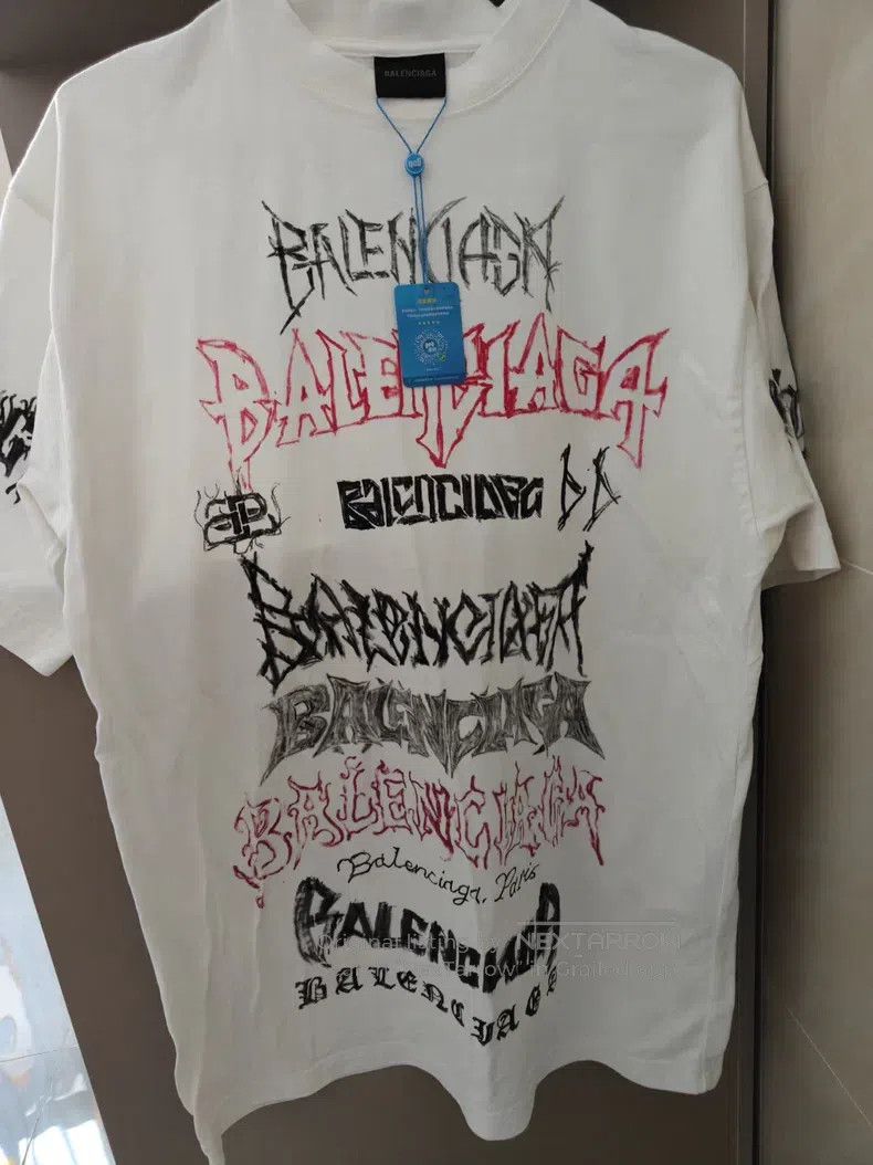 Balenciaga Balenciaga Dragon year limited edition short sleeve Size US XXS / EU 40 - 1 Thumbnail