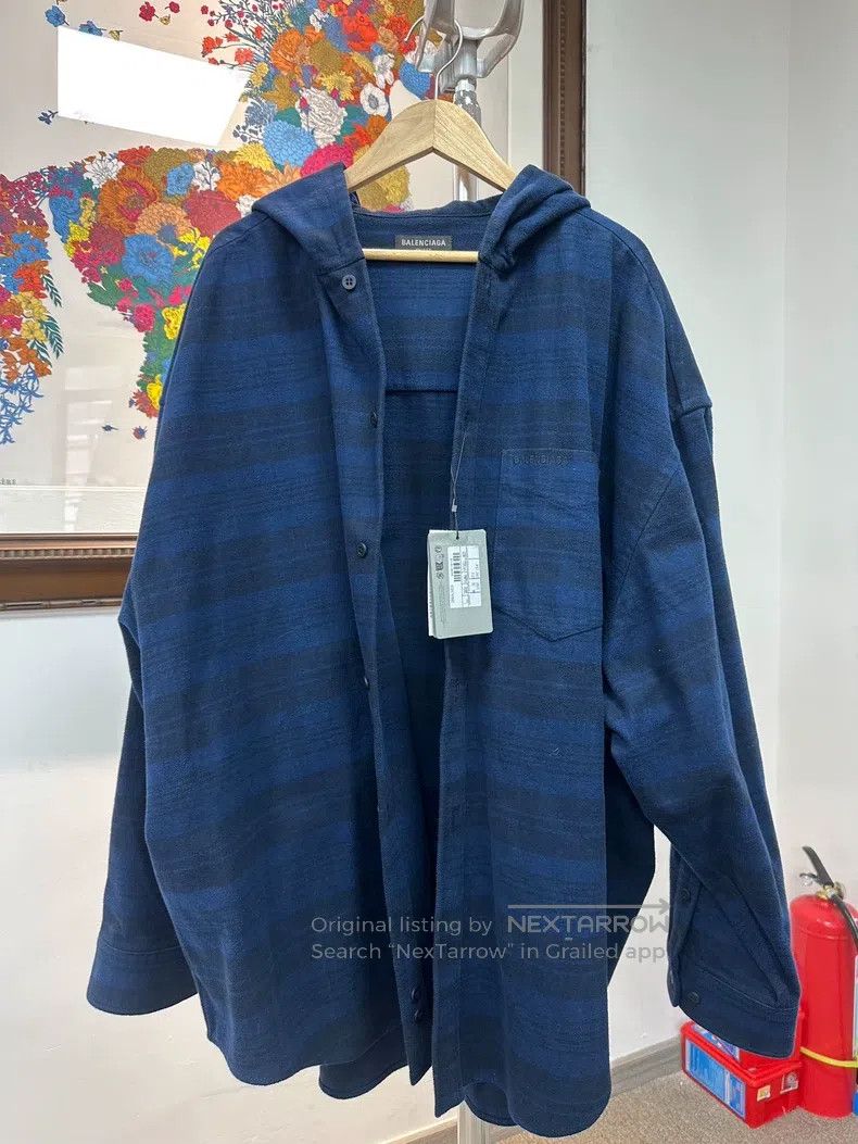 Balenciaga Balenciaga shirt Size US S / EU 44-46 / 1 - 1 Thumbnail