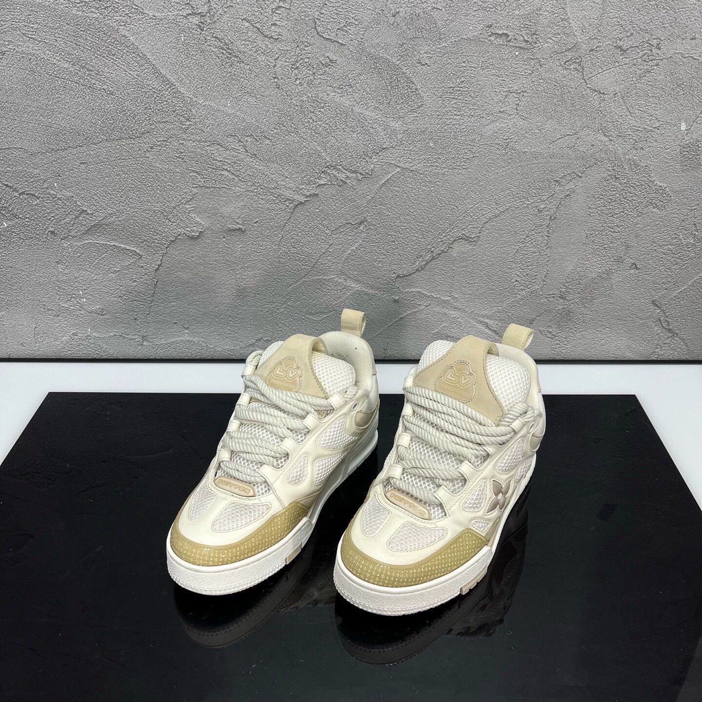 LV Skate White Brown 36 99 New Worn Once