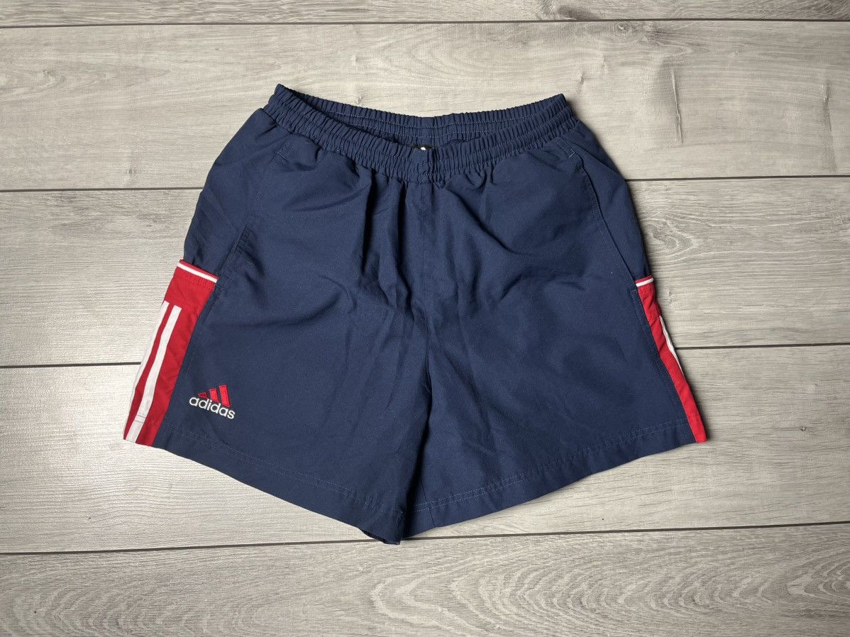 Adidas Adidas shorts swimming beach size Medium Size US 32 / EU 48 - 1 Thumbnail