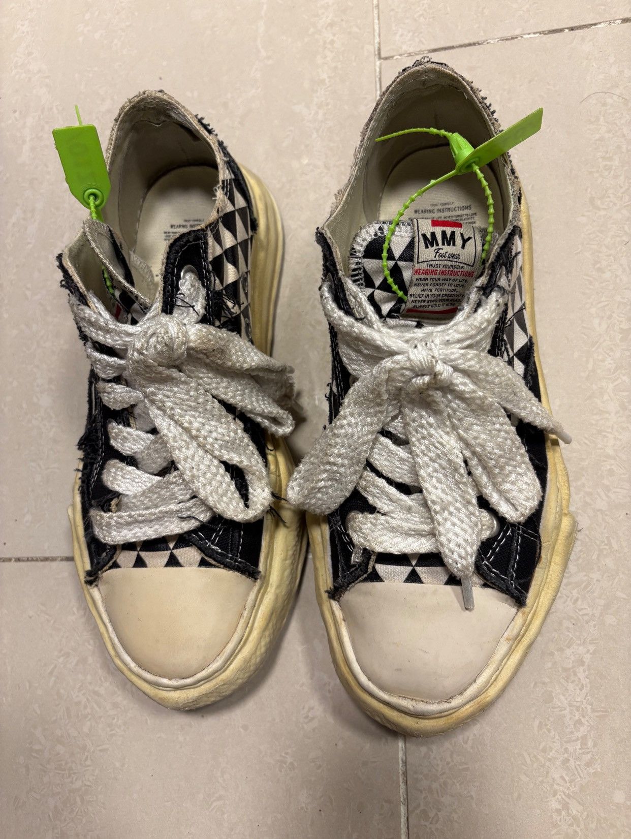 Maison MIHARA YASUHIRO OVERDYED LOWCUT SNEAKERS Size US 9 / EU 42 - 2 Thumbnail
