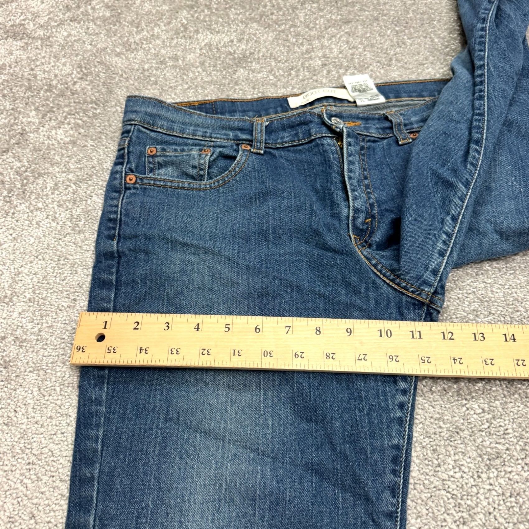 Levi's Levi's 515 Bootcut Jeans Womens 10M Medium Blue Cotton Denim Regular 34 Inseam 31 in 5-Pocket Stretch Casual City Streetwear Mens Womens Girls Size 32" / US 10 / IT 46 - 5 Thumbnail