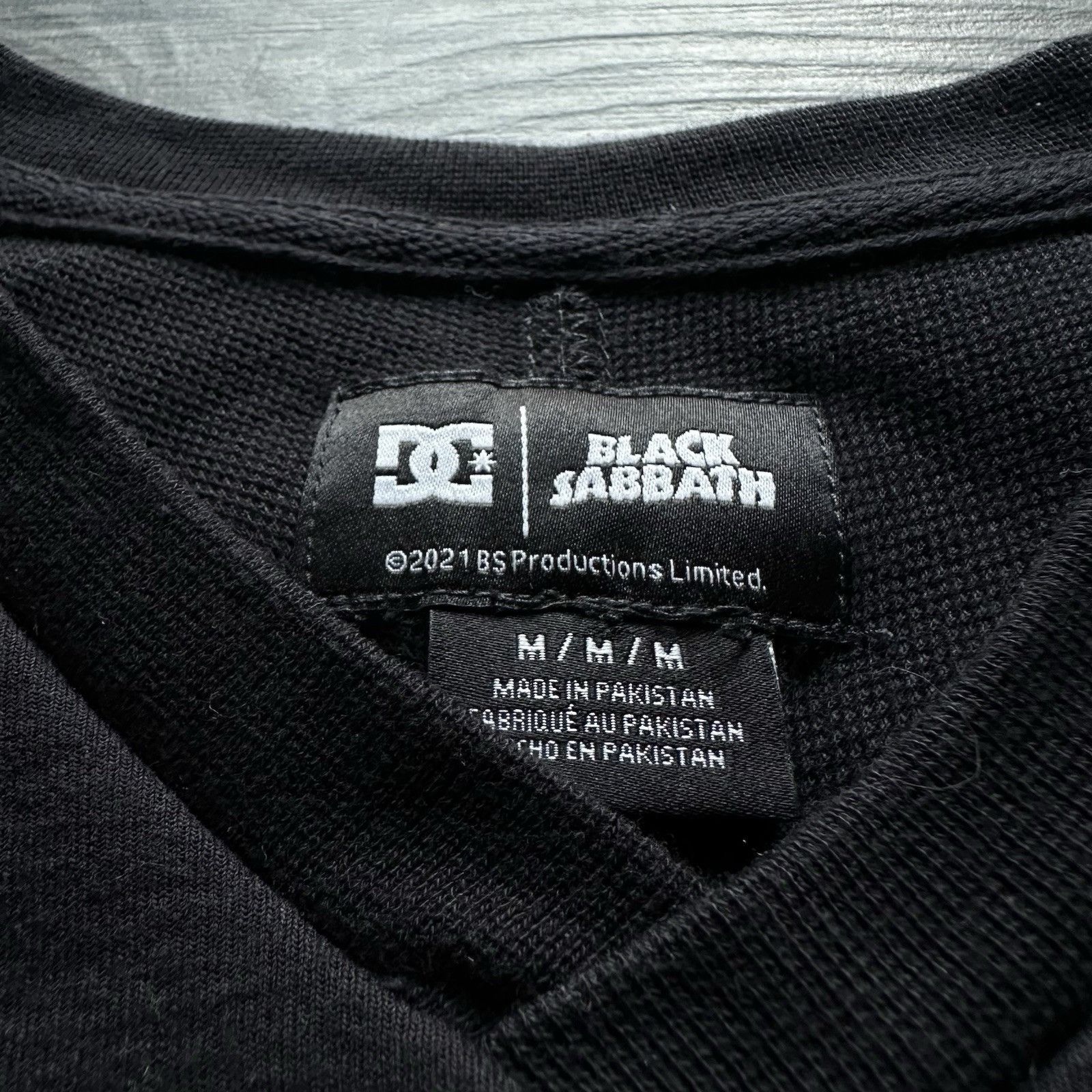 DC DC BLACK SABBATH HEAVYWEIGHT V-NECK SHIRT FOOTBALL JERSEY OV Size US M / EU 48-50 / 2 - 4 Thumbnail