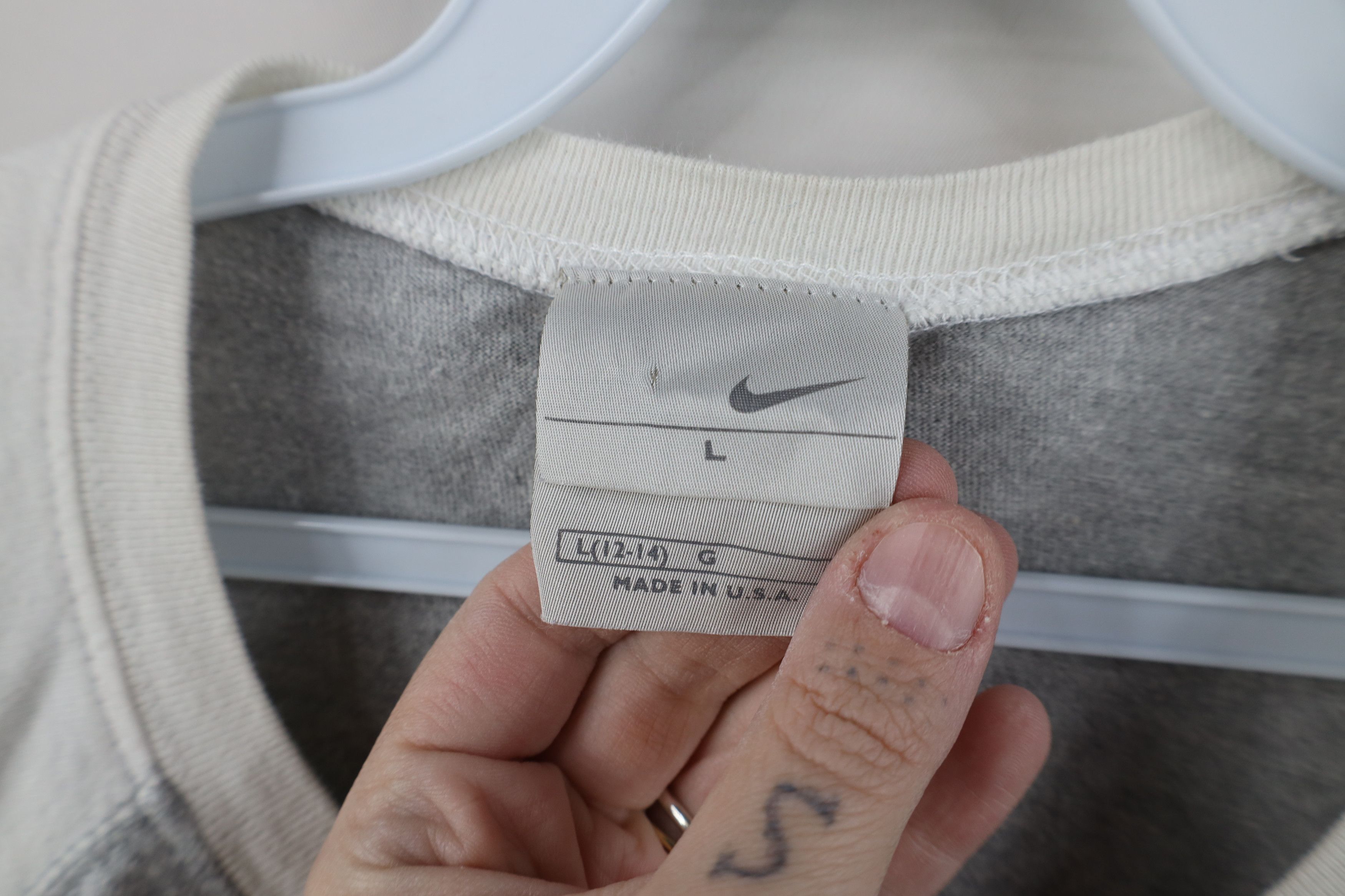 Nike Vintage Y2K Nike Scott Center Swoosh Crop Raglan T-Shirt Size L / US 10 / IT 46 - 9 Thumbnail