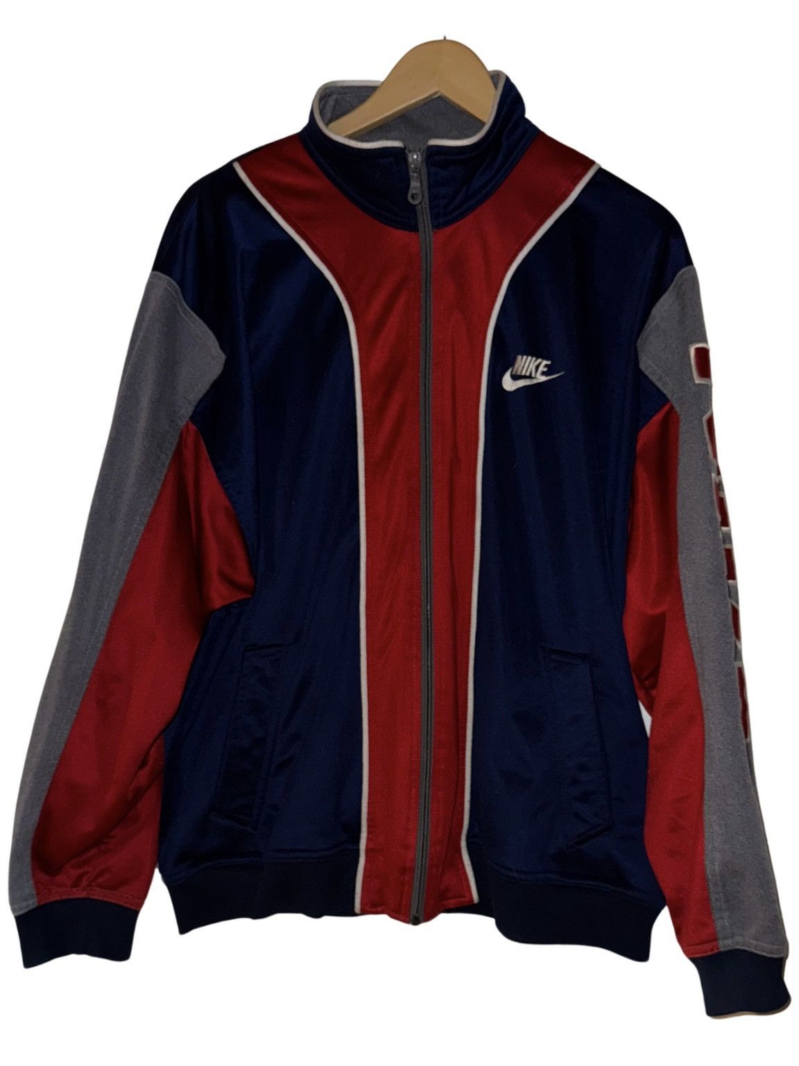 Nike Nike vintage 90's track jacket Size US L / EU 52-54 / 3 - 2 Thumbnail