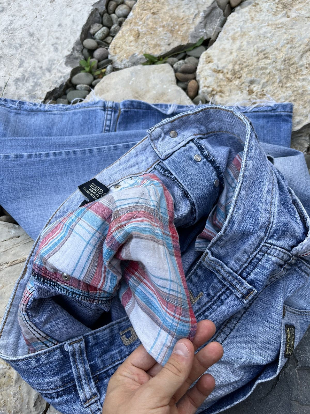 Diesel × Vintage Vintage Diesel freedom y2k baggy distressed thrashed jeans Size US 34 / EU 50 - 23 Thumbnail