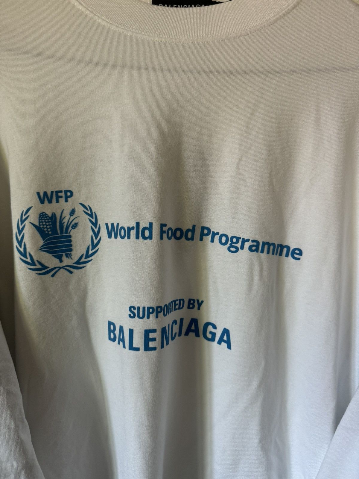 Balenciaga Balenciaga WFP longsleeve White Size US XL / EU 56 / 4 - 4 Thumbnail