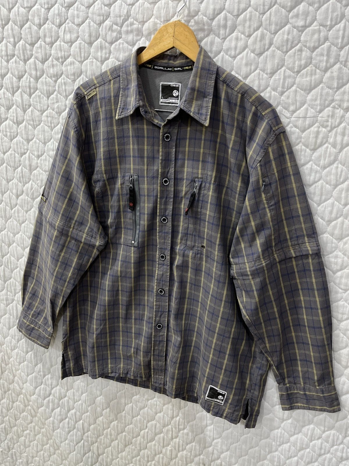 Other 🔥🔥🔥STEALS GORILLA JACKET SHIRTS DETACHABLE SLEEVE Size US L / EU 52-54 / 3 - 2 Thumbnail